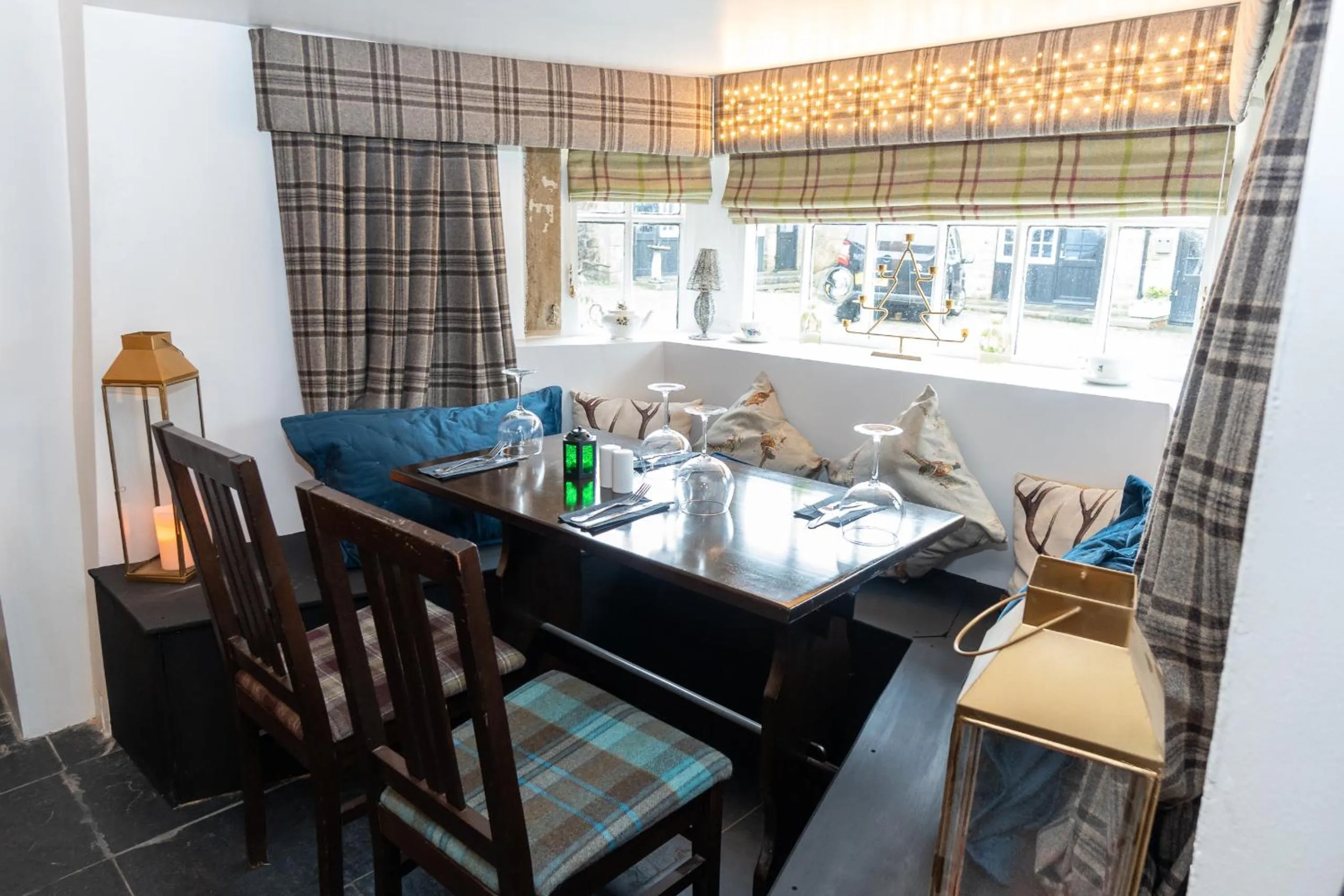 Lounge or bar in The Ancient Unicorn