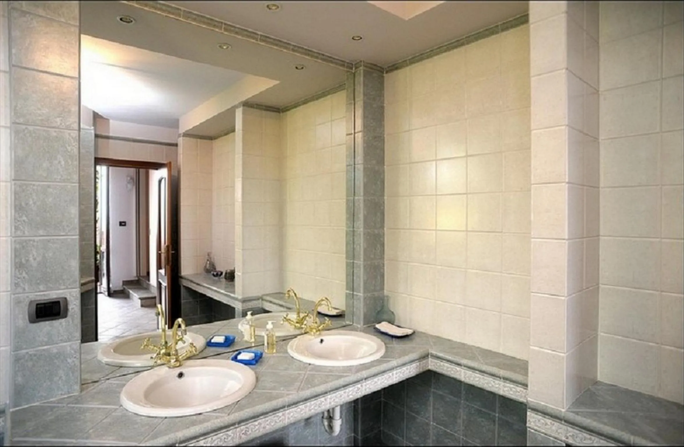 Bathroom in B&B Lanterna delle Fate