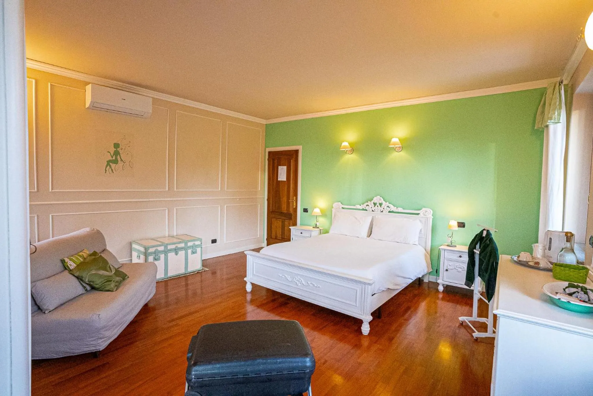 Bedroom, Bed in B&B Lanterna delle Fate