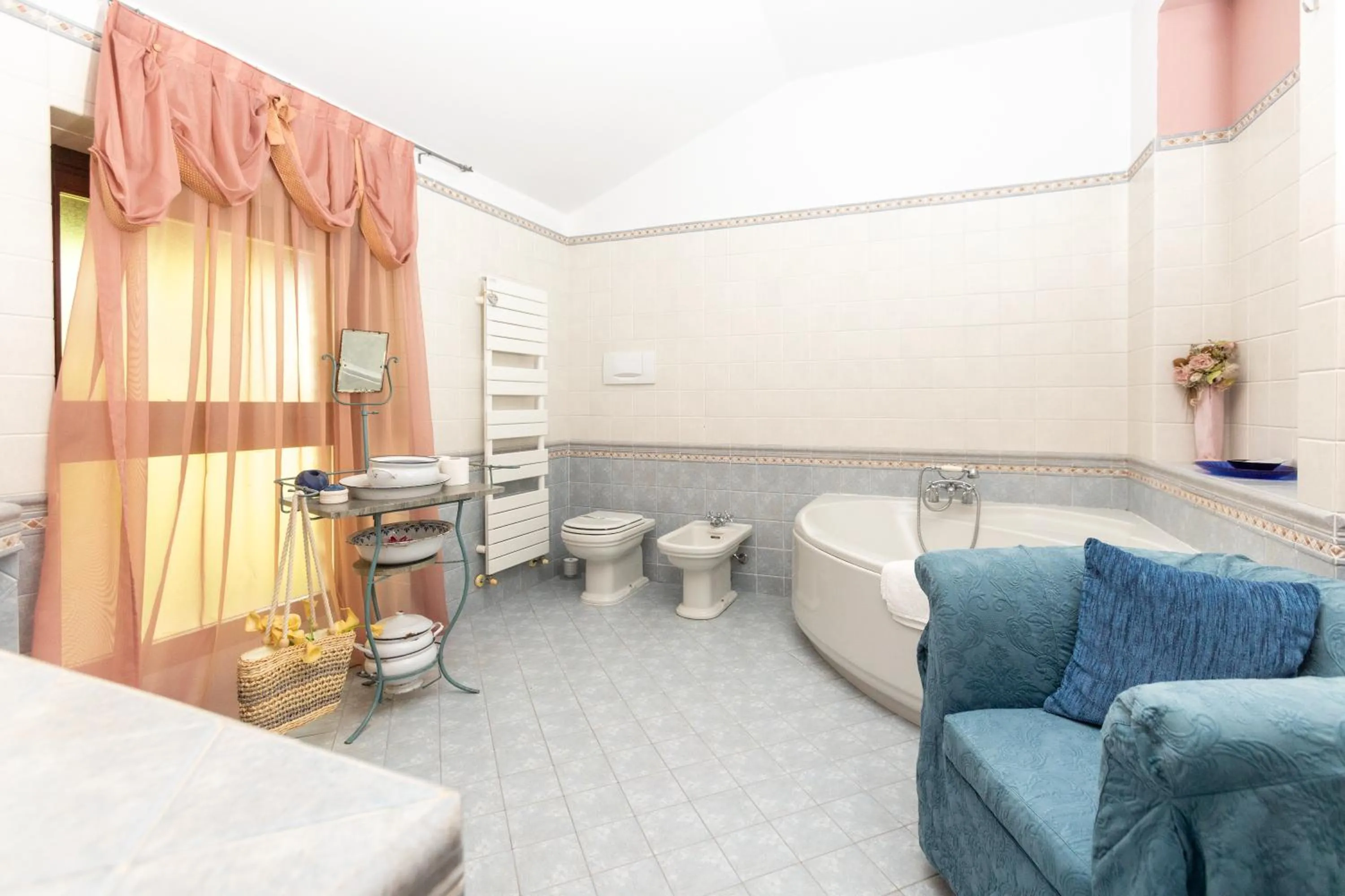 Bath in B&B Lanterna delle Fate