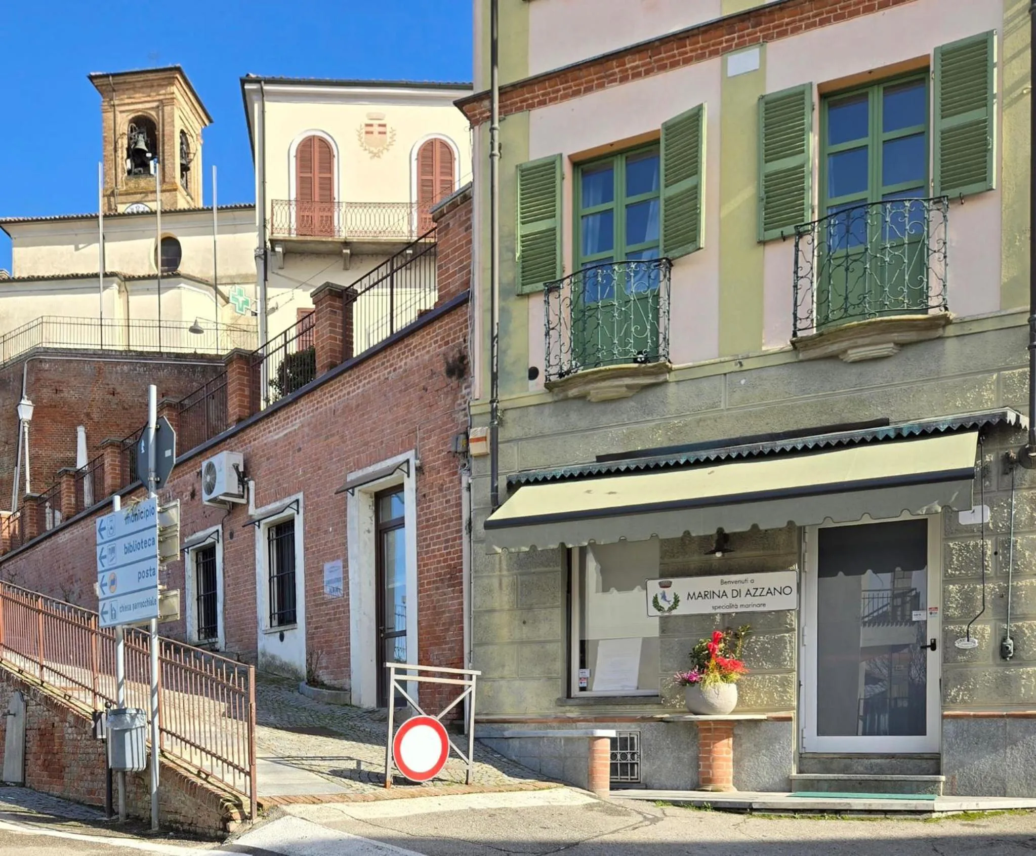 Restaurant/places to eat in B&B Lanterna delle Fate