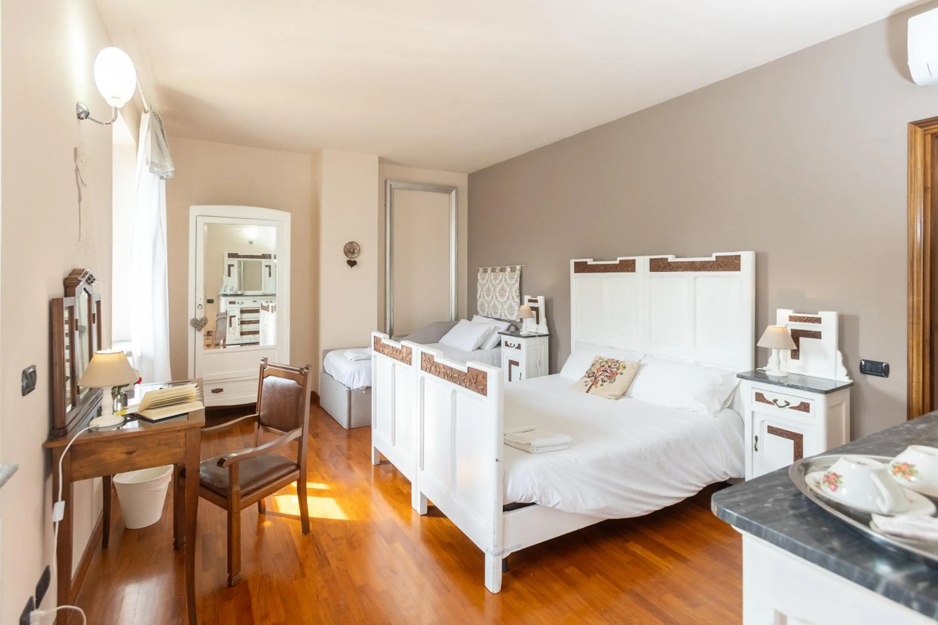 Bedroom, Bed in B&B Lanterna delle Fate