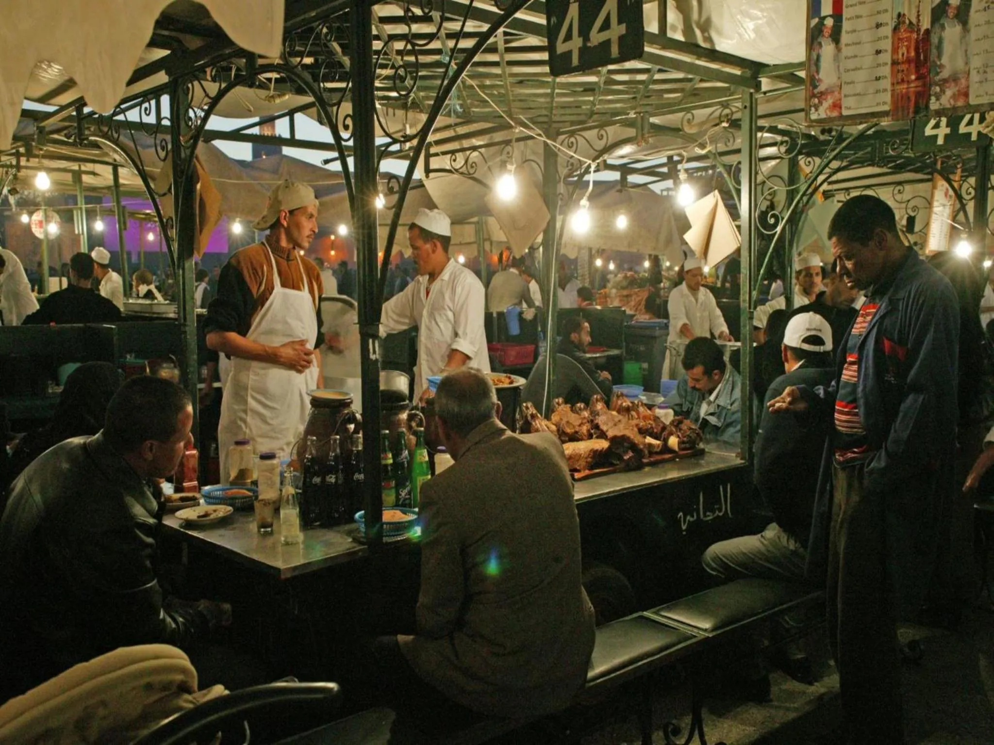 Restaurant/places to eat in Riad Darhani