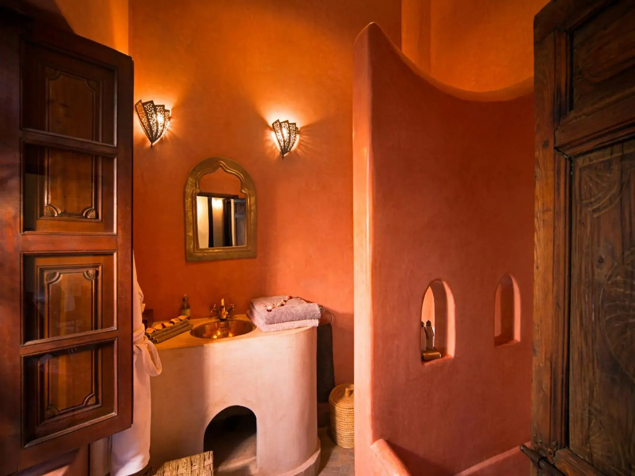 Standard Twin Room in Riad Darhani Standard Twin Room in Riad Darhani