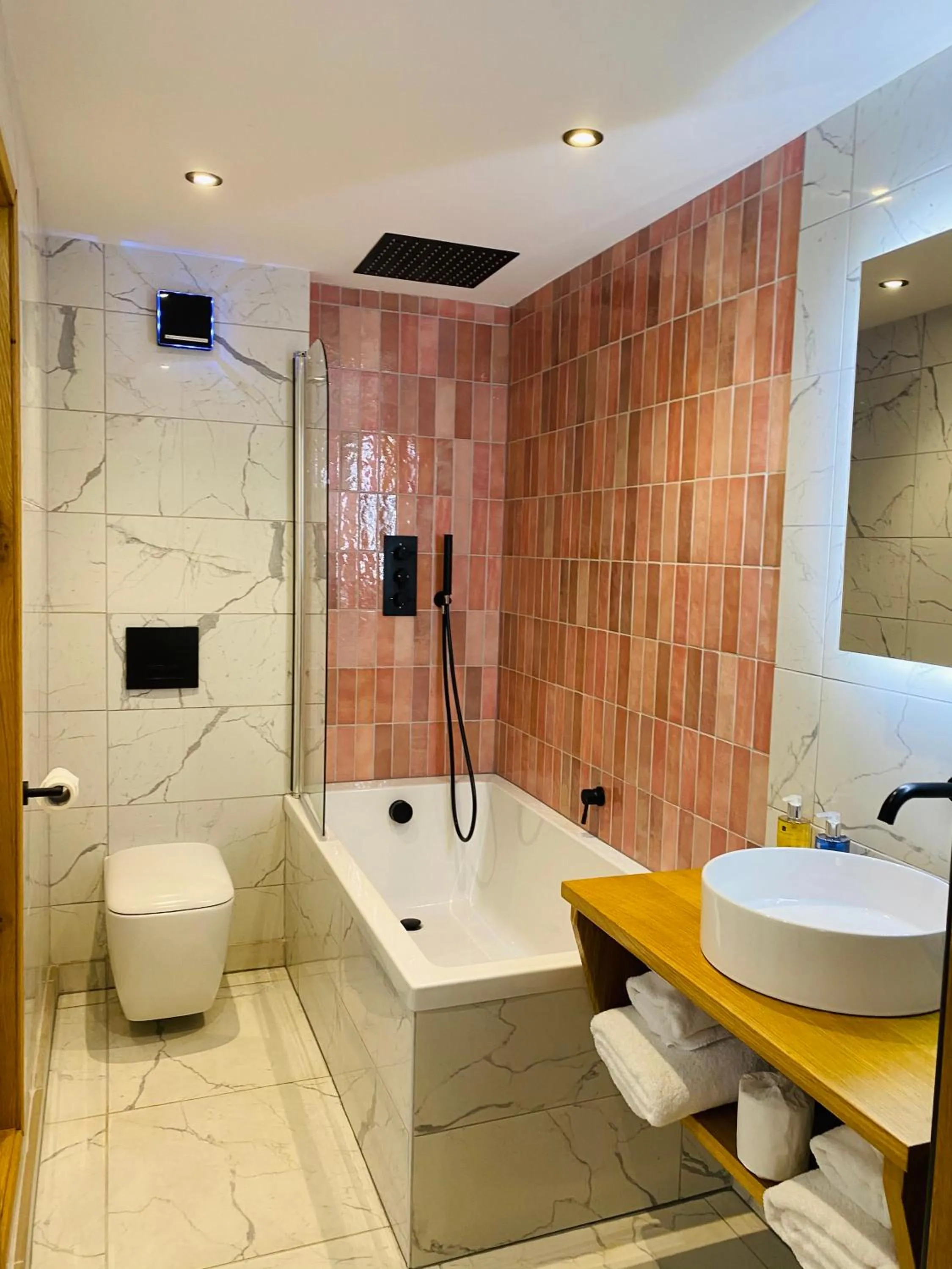 Bathroom in Sebastians