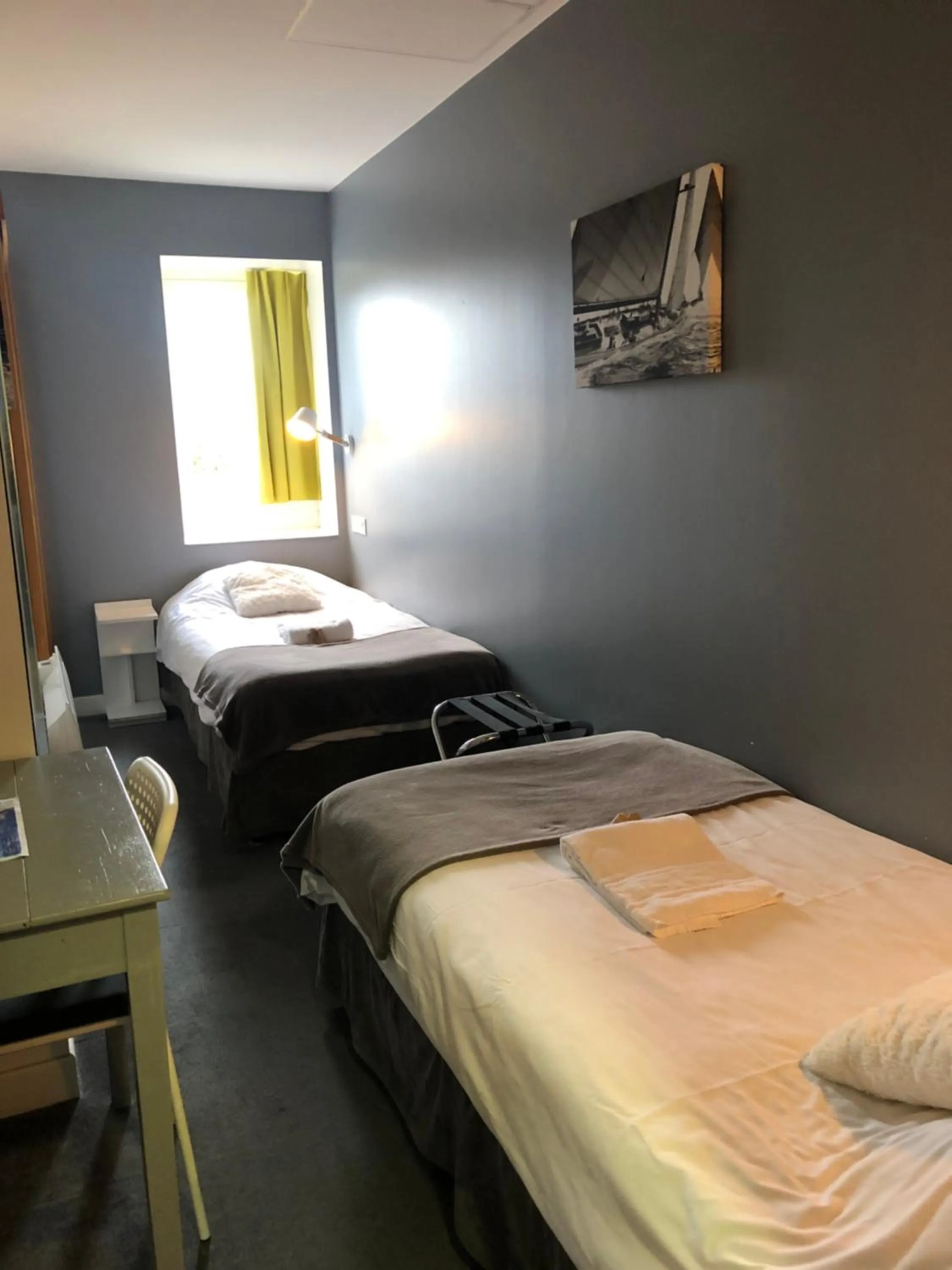 Bed in Au Bout Du Quai