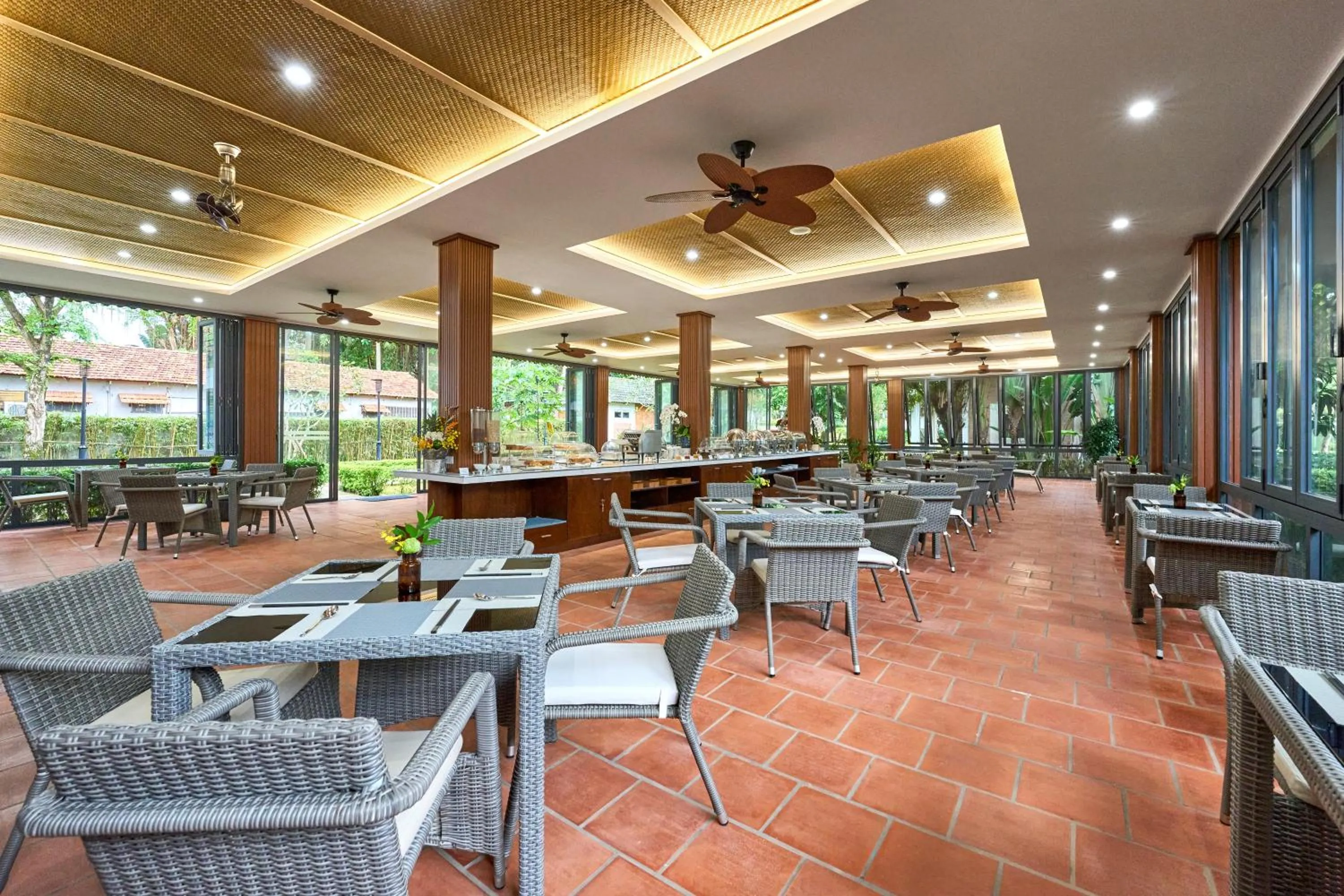 Restaurant/places to eat in Famiana Green Villa - Complimentary Airport Shuttle