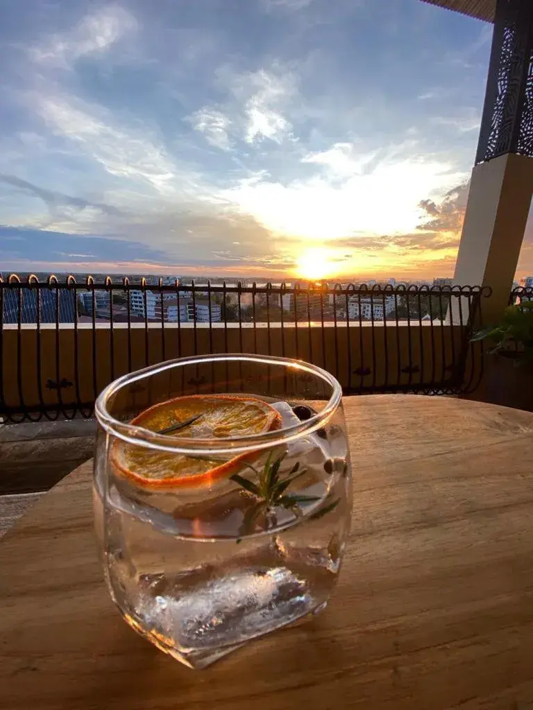 Breakfast in Capitol Residence Breakfast in Capitol Residence