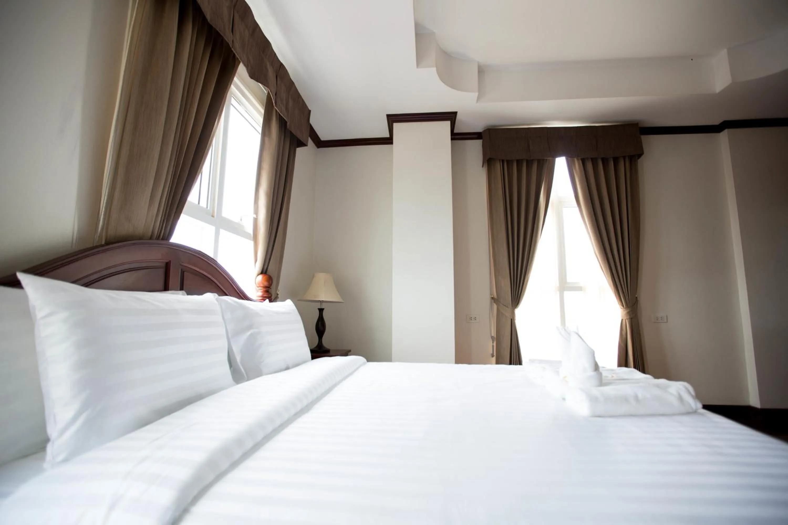 Bedroom, Bed in Capitol Residence