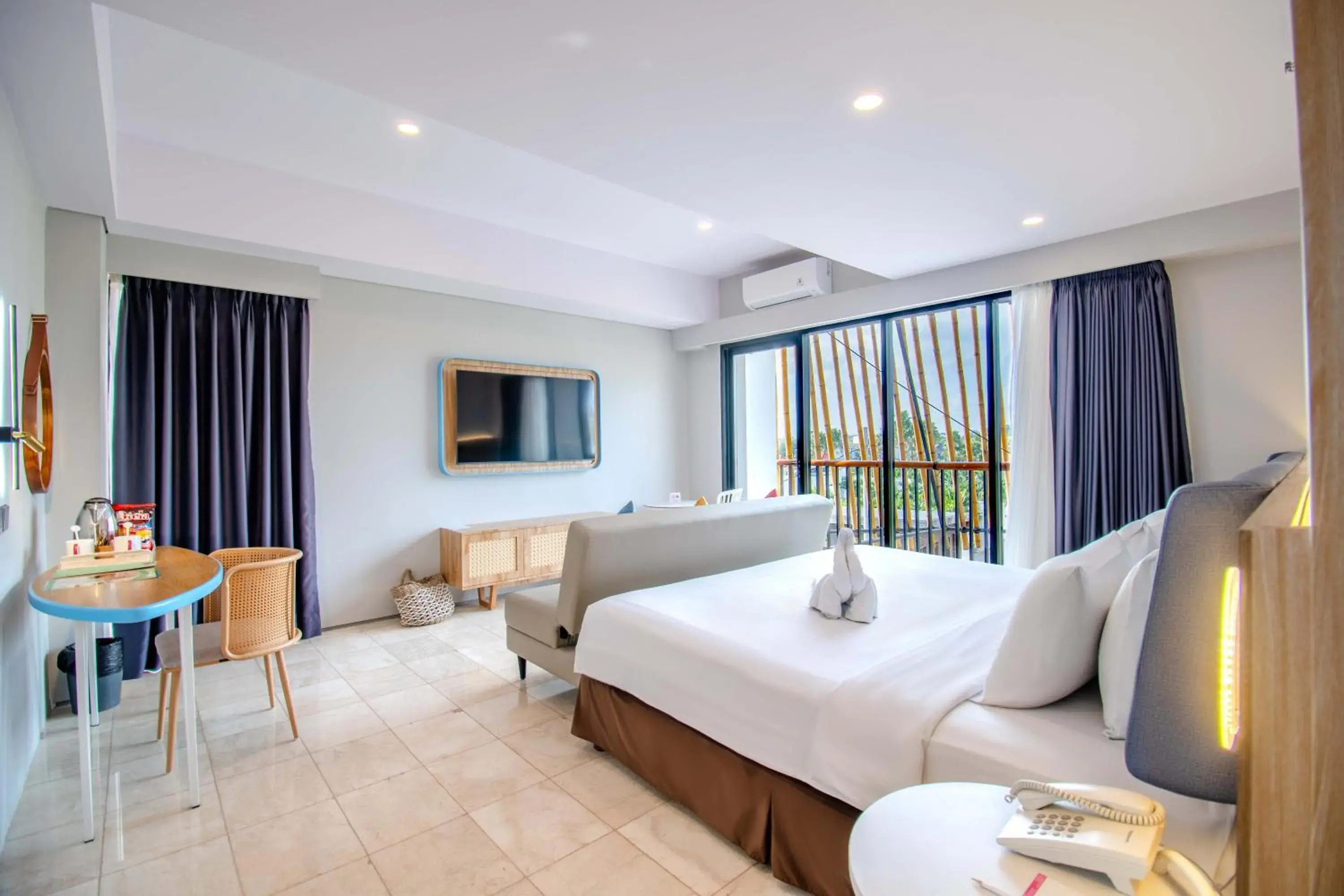 Living room, Bed in Koa D Surfer Hotel Living room, Bed in Koa D Surfer Hotel