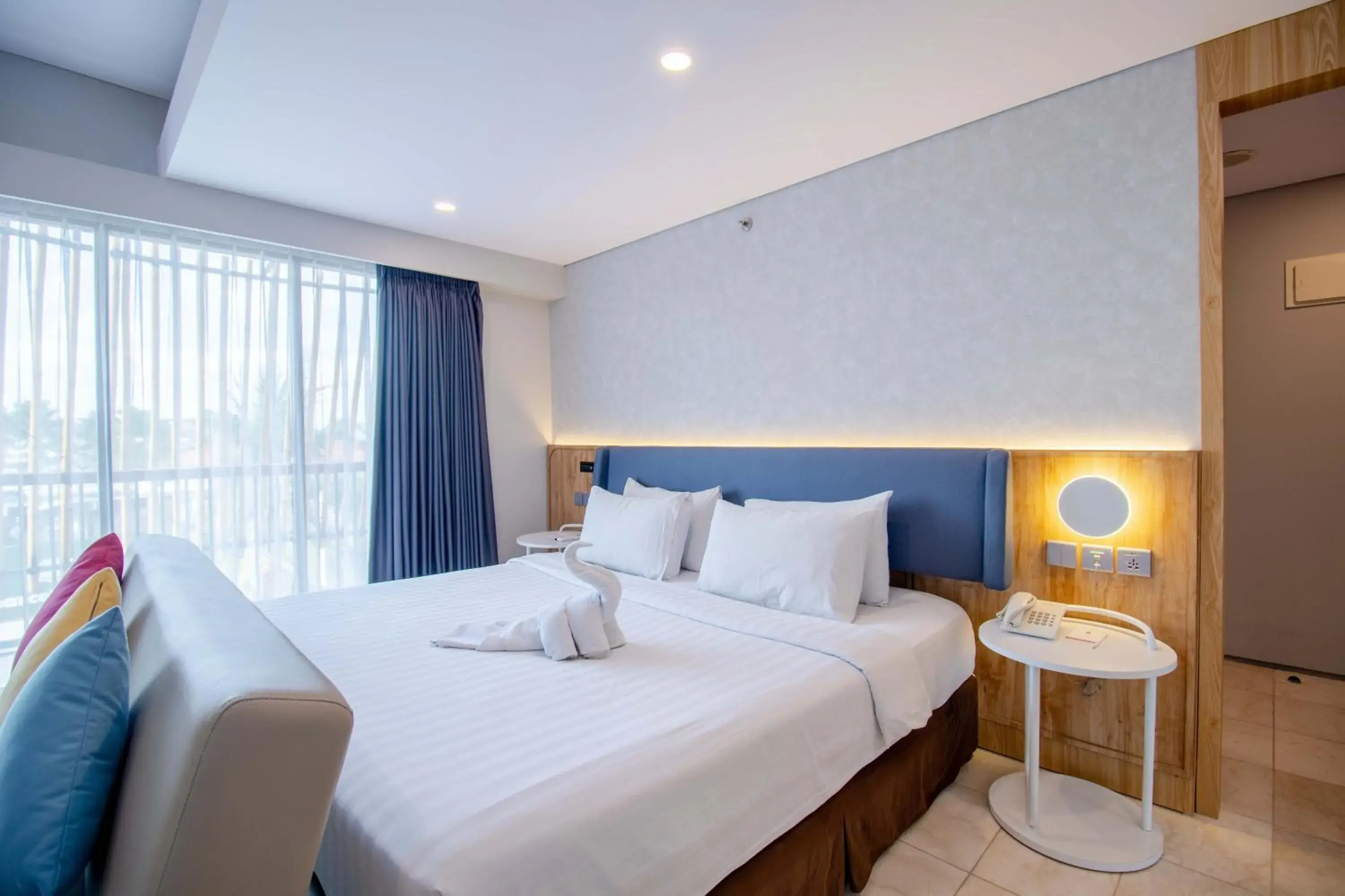 Bed in Koa D Surfer Hotel Bed in Koa D Surfer Hotel