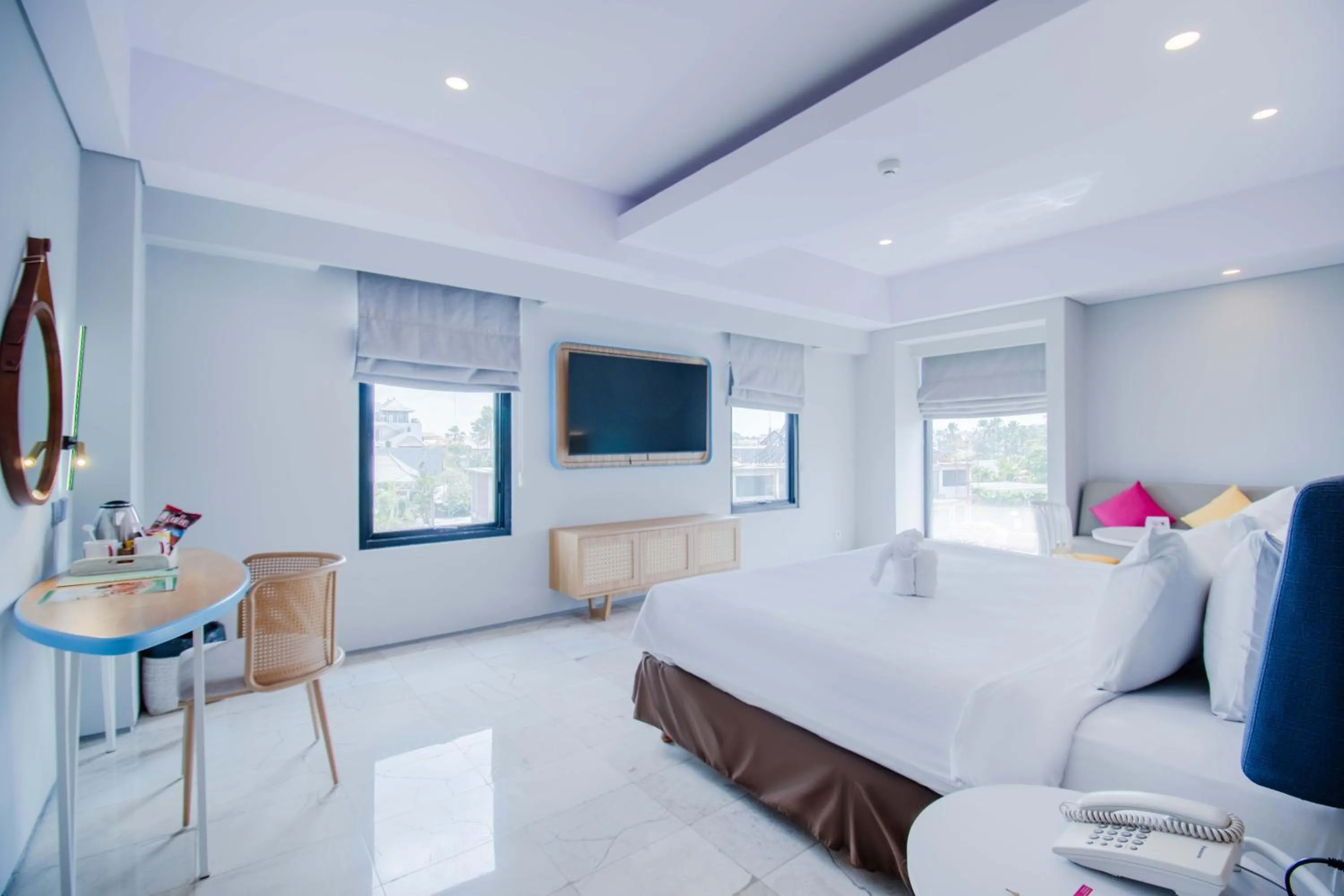 Photo of the whole room, Bed in Koa D Surfer Hotel