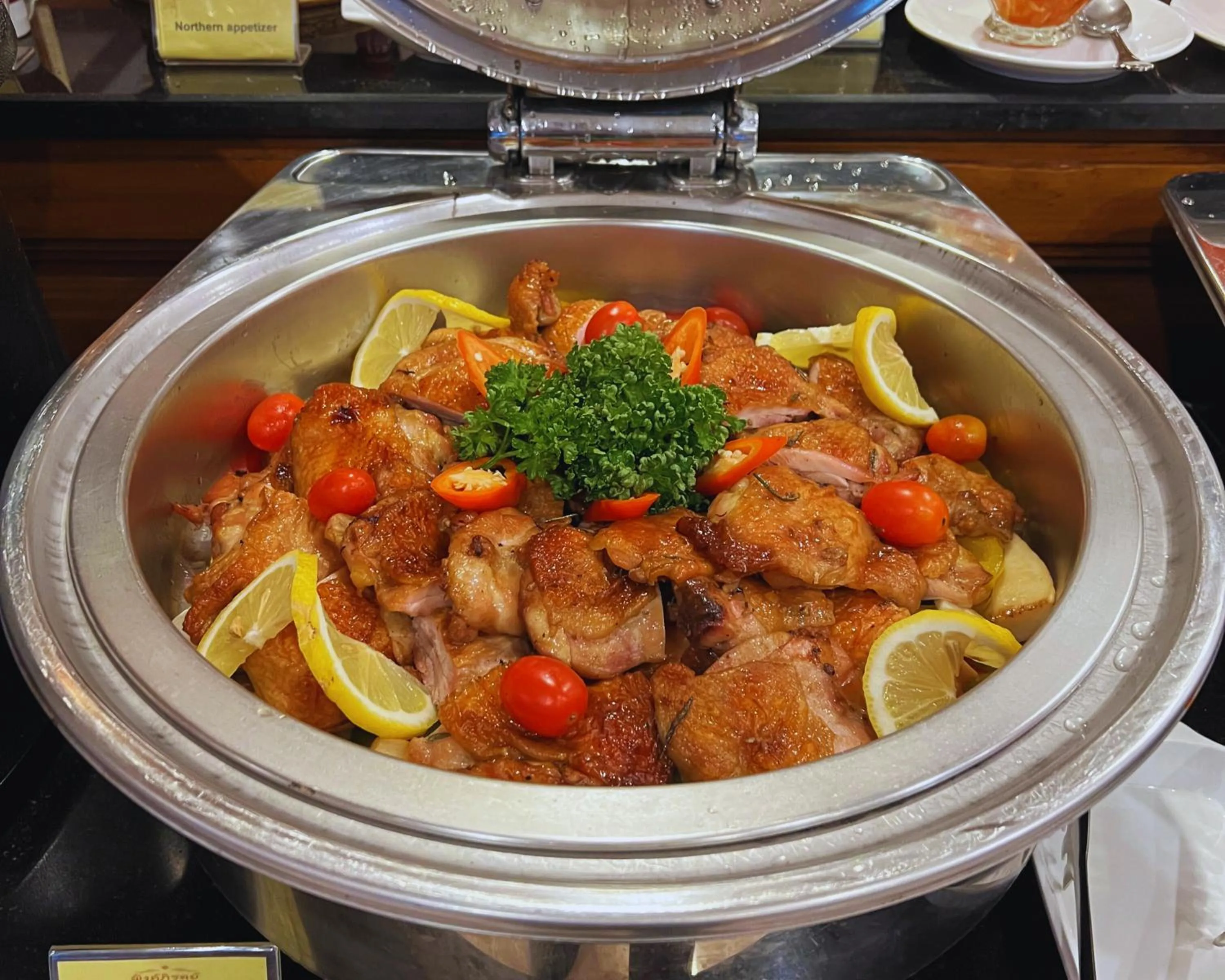 Breakfast in Pingviman Hotel