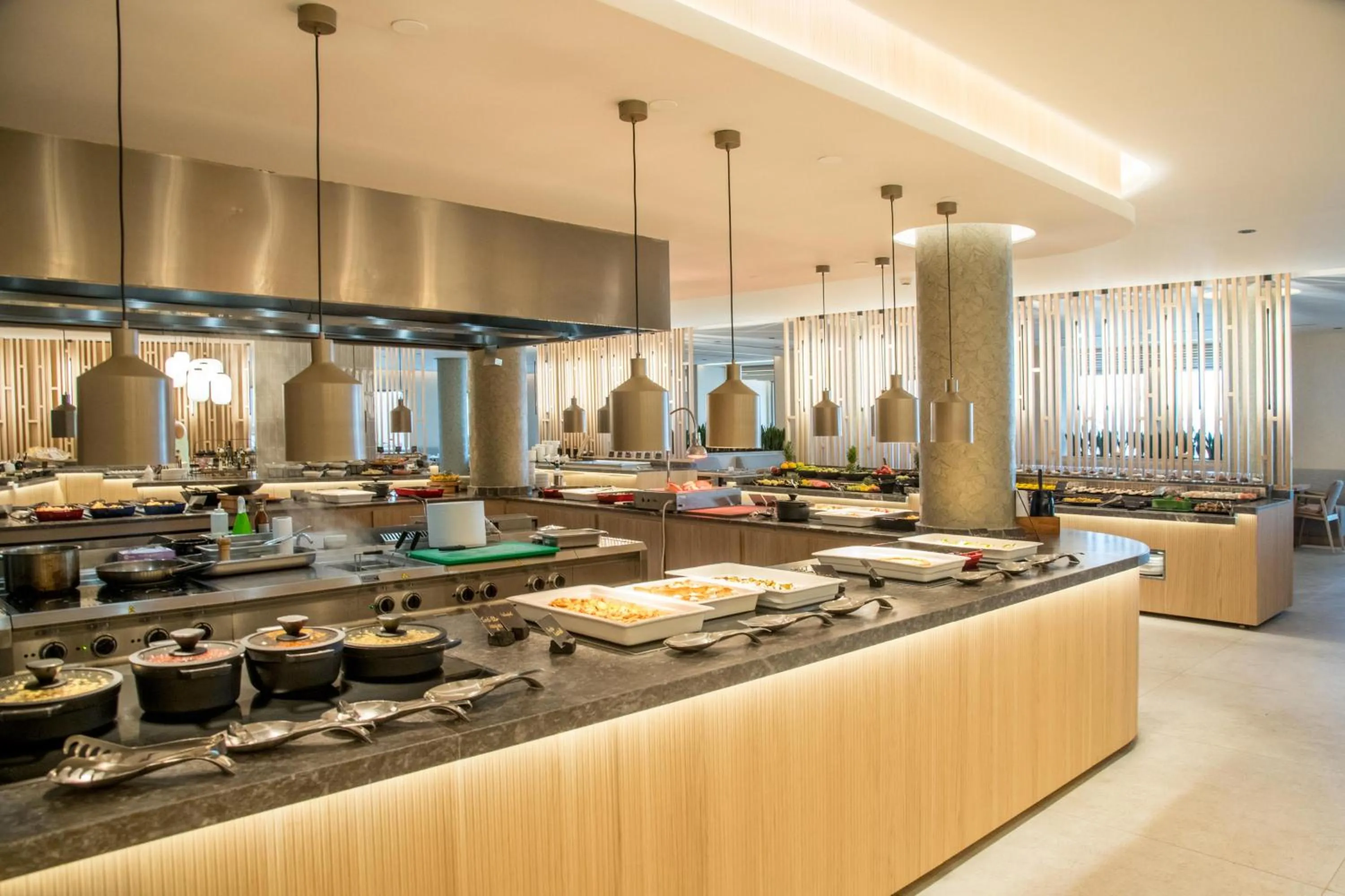 Restaurant/places to eat in SENSEANA Sea Side Resort & Aquadventure