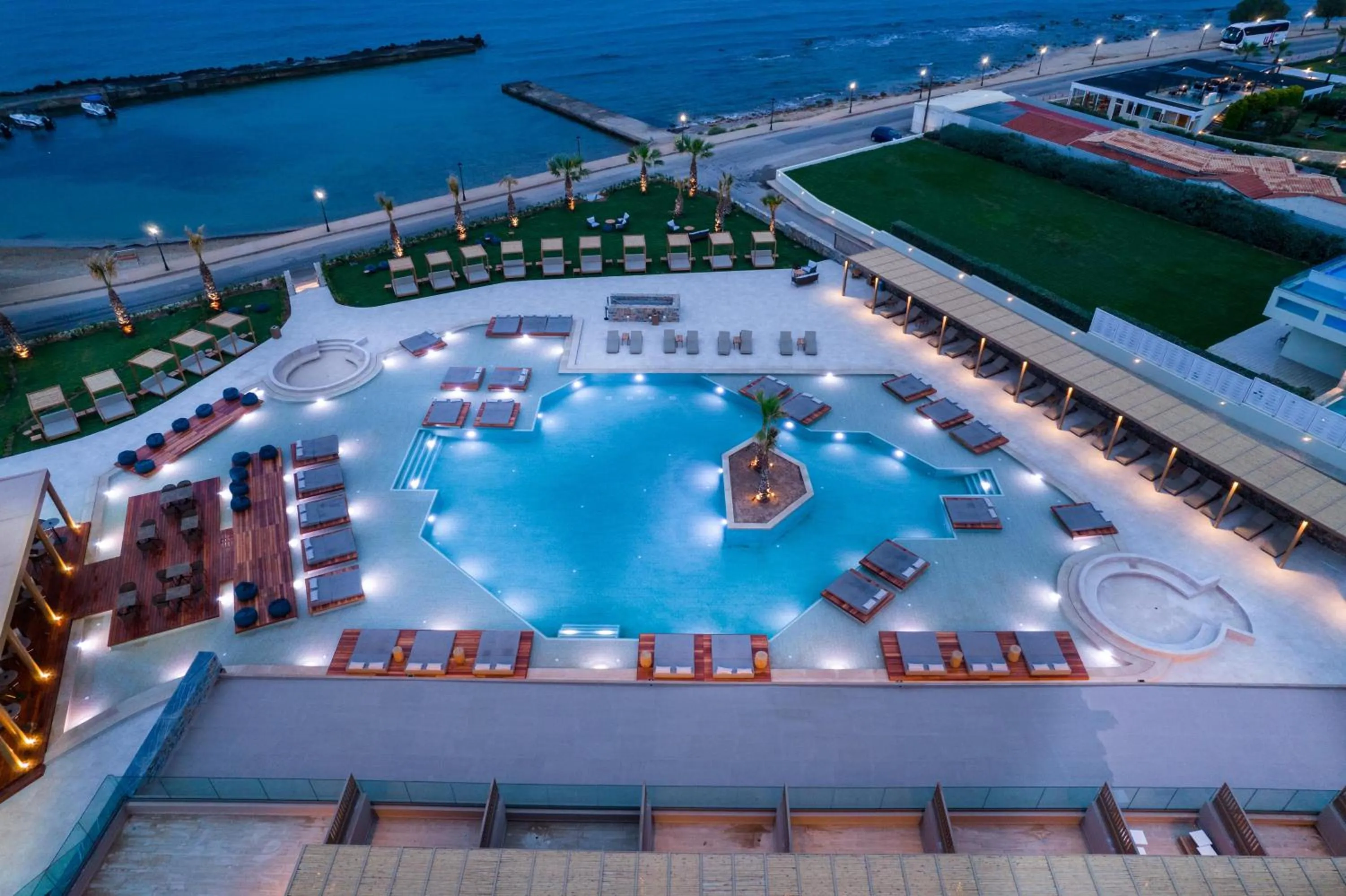 Swimming pool in SENSEANA Sea Side Resort & Aquadventure