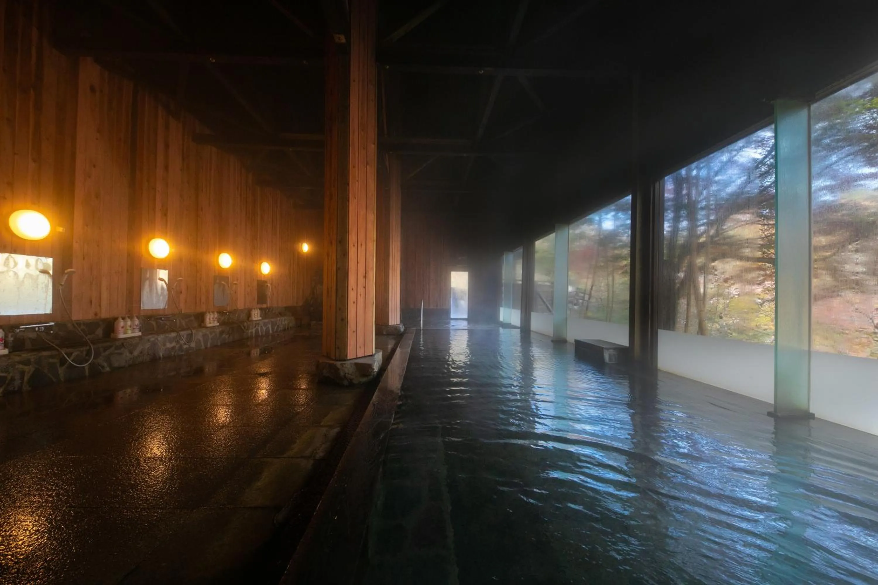 Hot Spring Bath in Hosenji Kanko Hotel Yumotoya