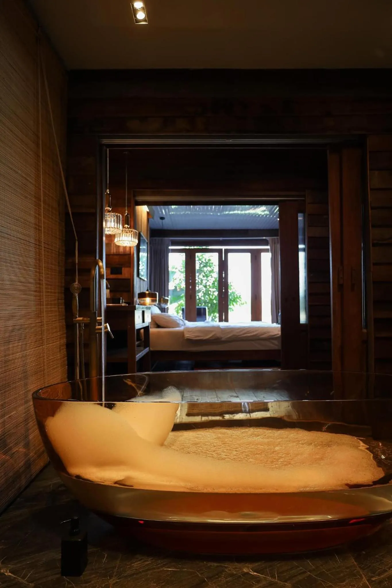 Bathroom, Bed in Suneta Hotel Chiangkhan Soi 6