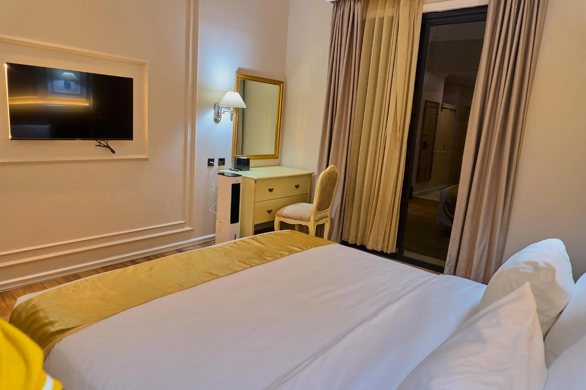 Bedroom, Bed in Horison Resort Tulip Puncak