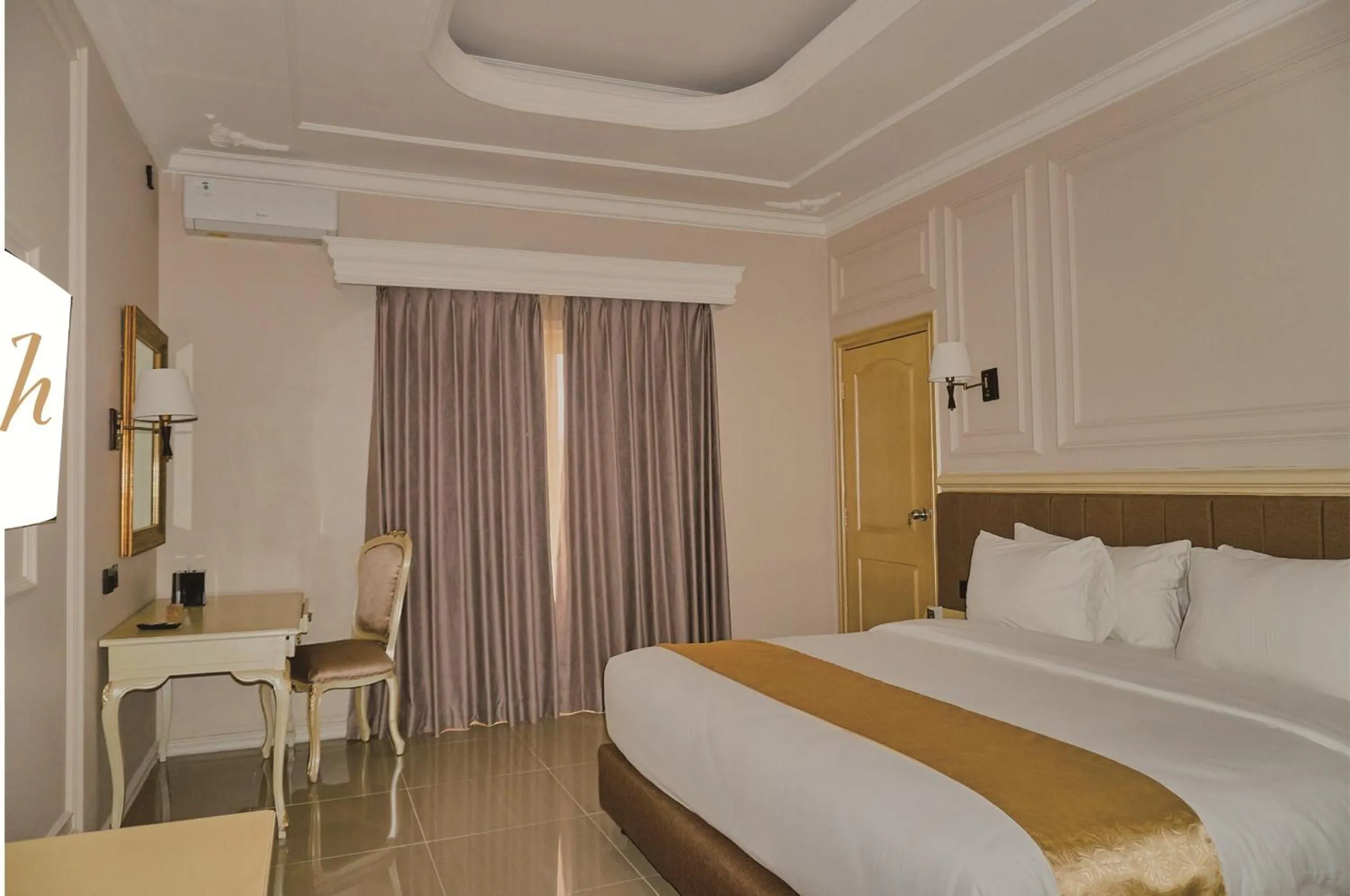 Bedroom, Bed in Horison Resort Tulip Puncak