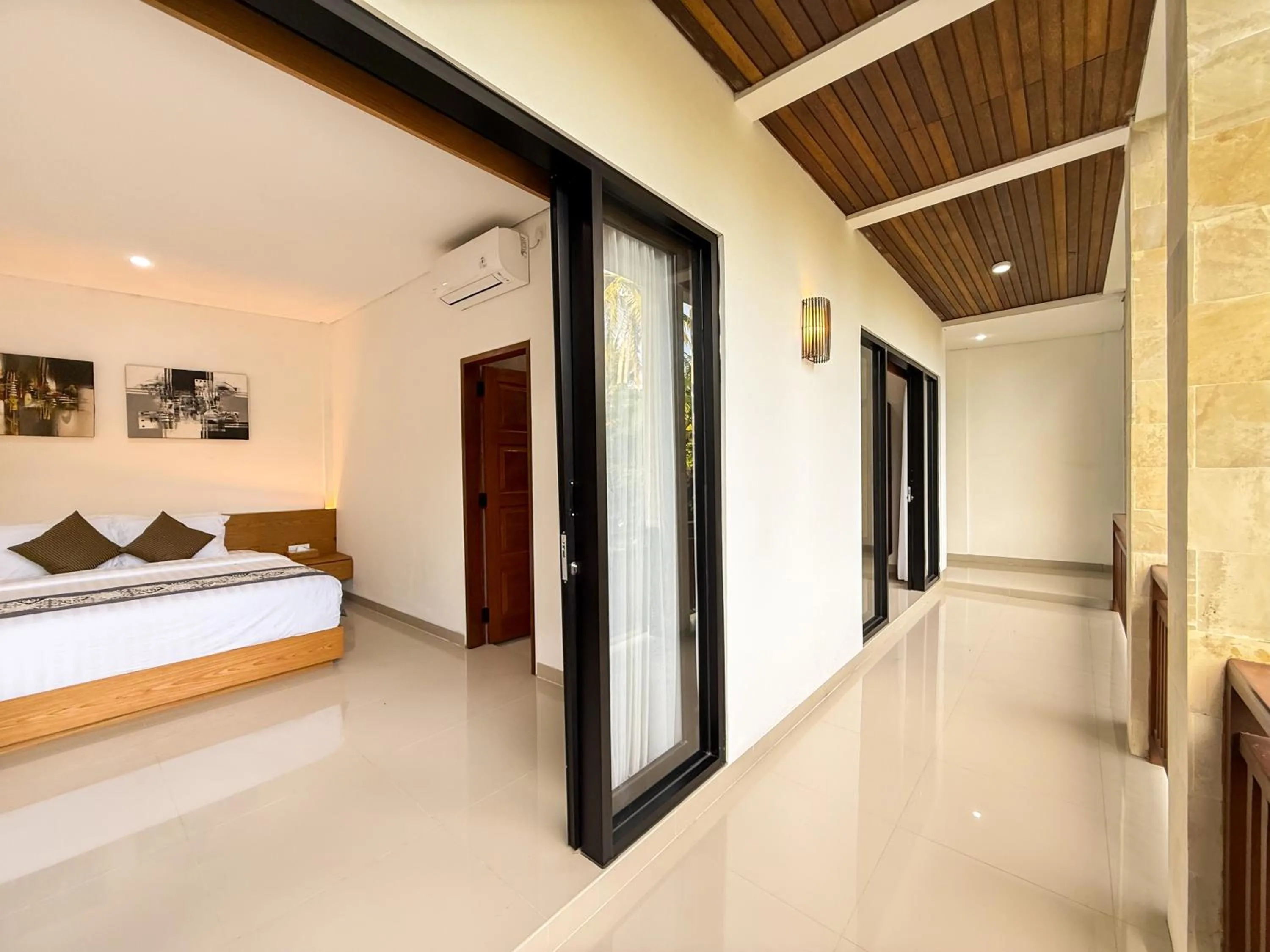 Property building, Bed in Varila Villa Ubud