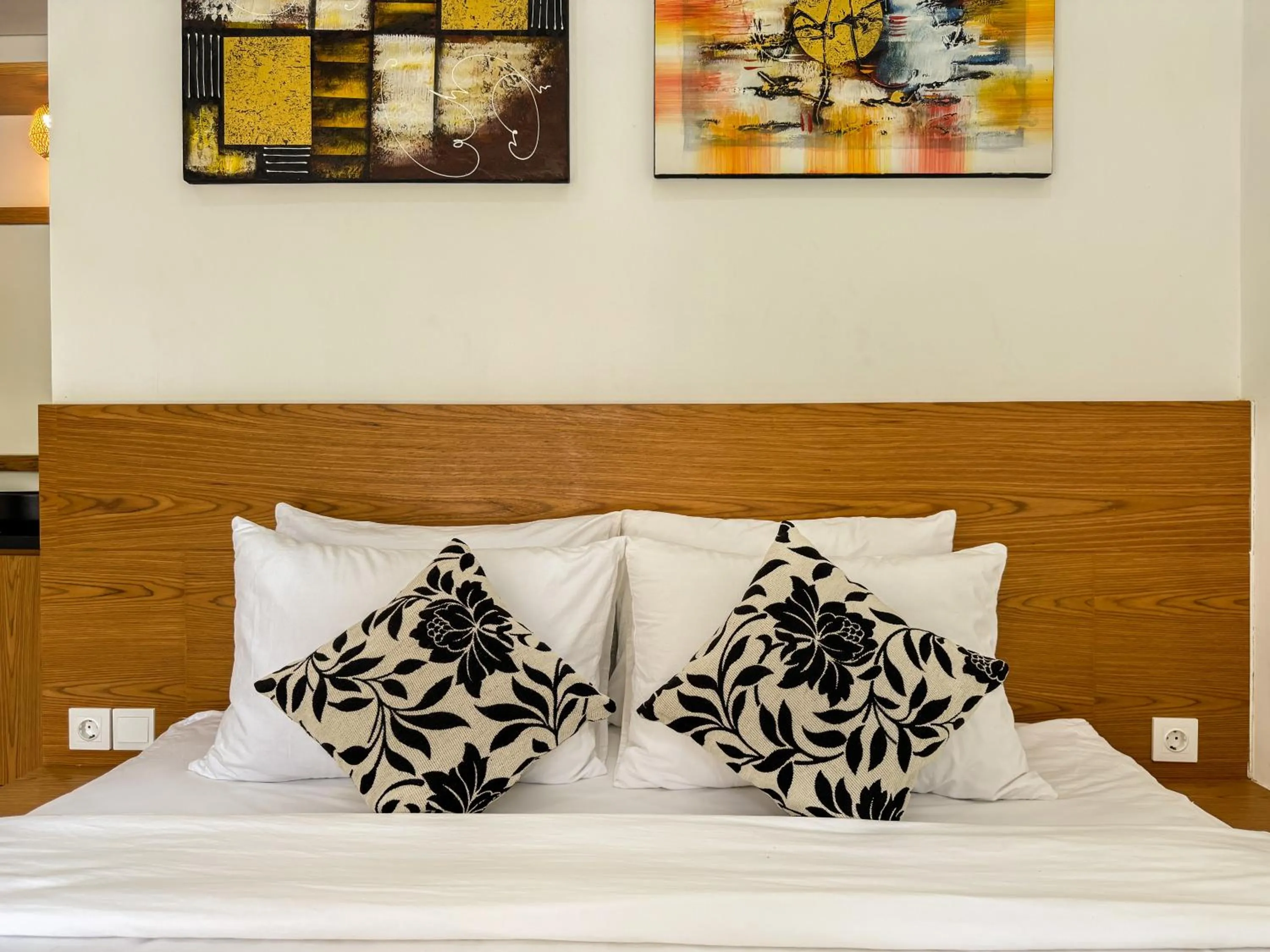 Bed in Varila Villa Ubud