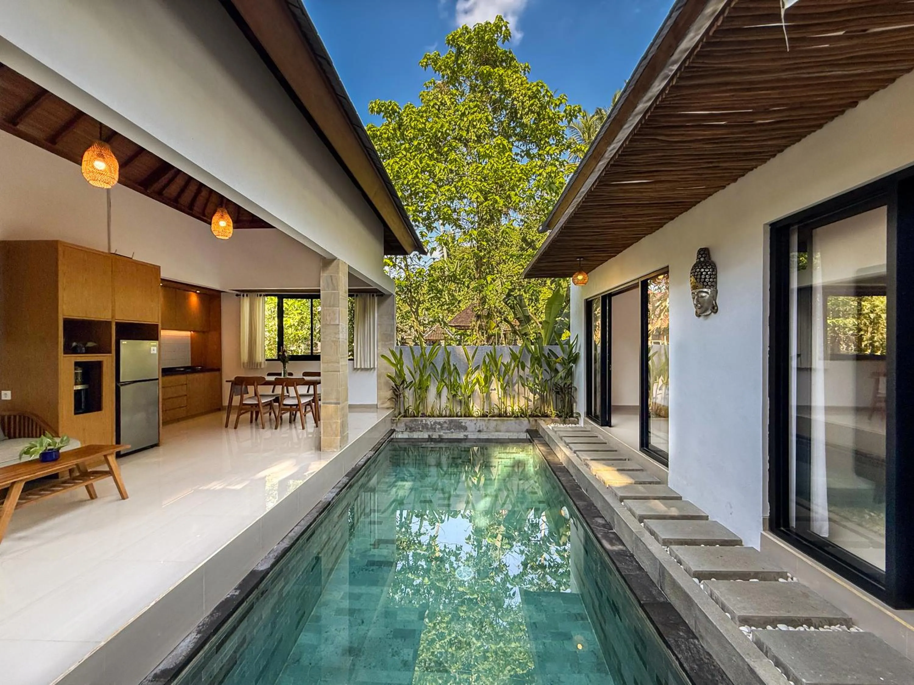 Swimming pool in Varila Villa Ubud