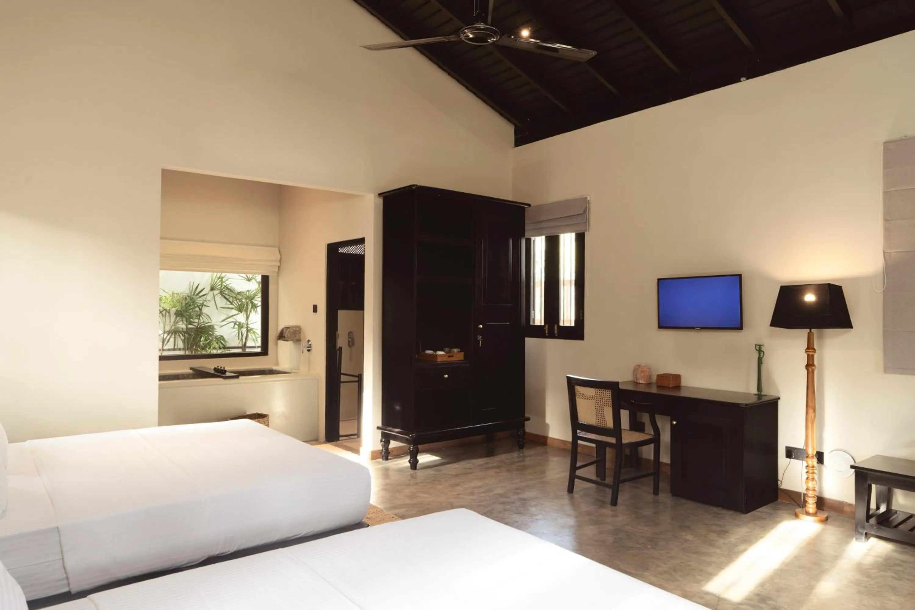 TV and multimedia, Bed in Beldon Boutique Hotel
