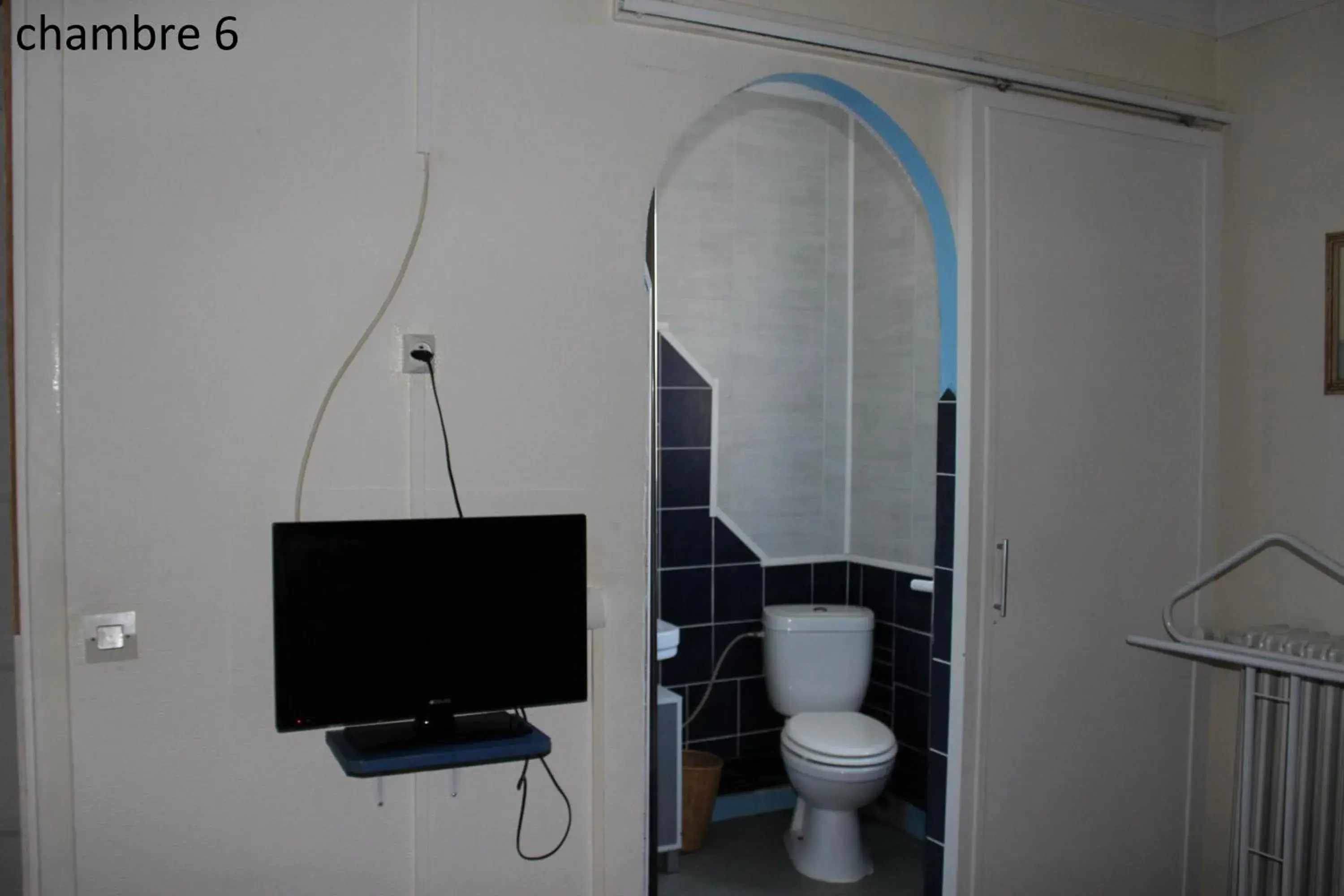 Double Room in Hôtel le Dervois Double Room in Hôtel le Dervois