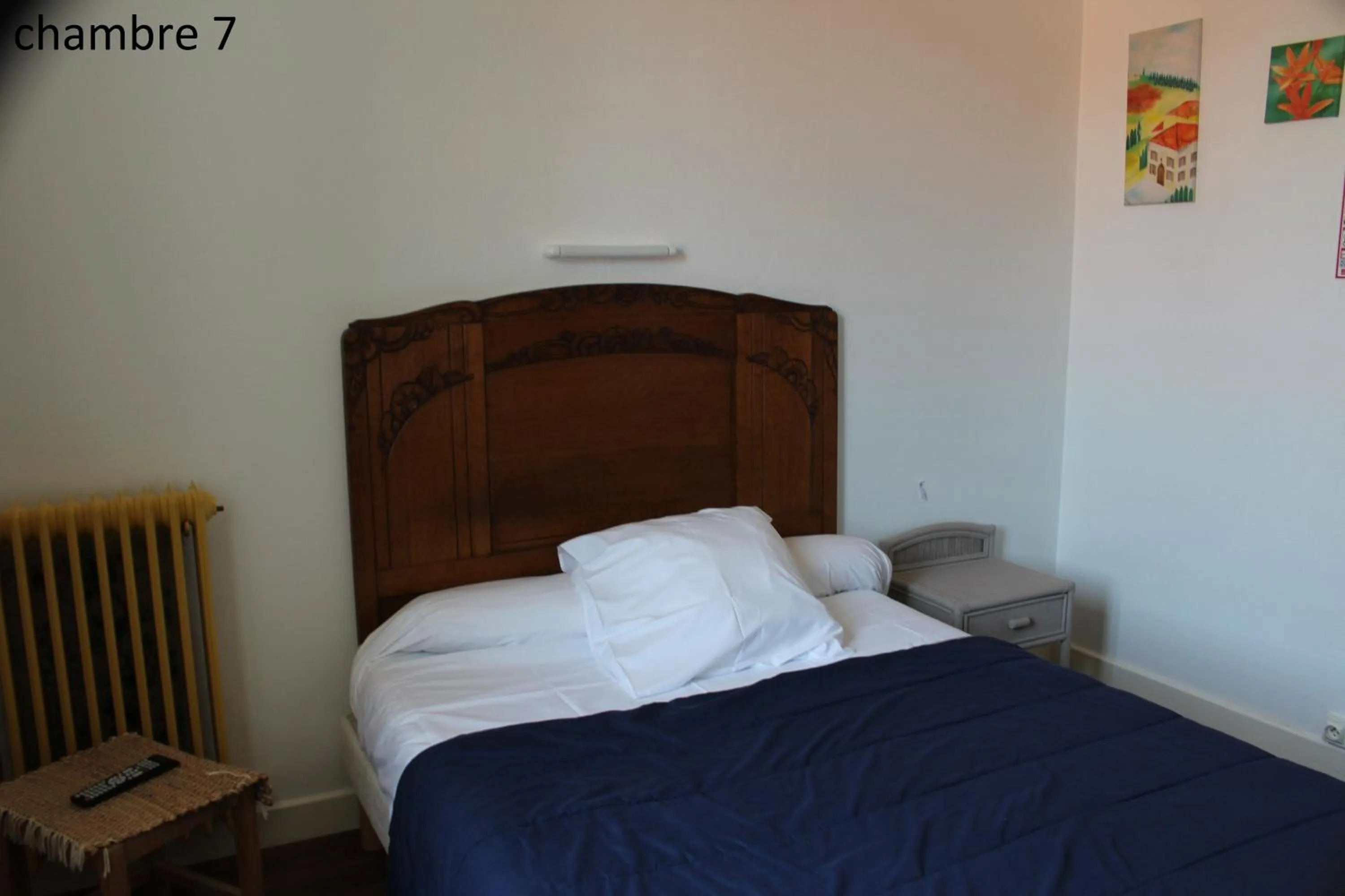 Bed in Hôtel le Dervois