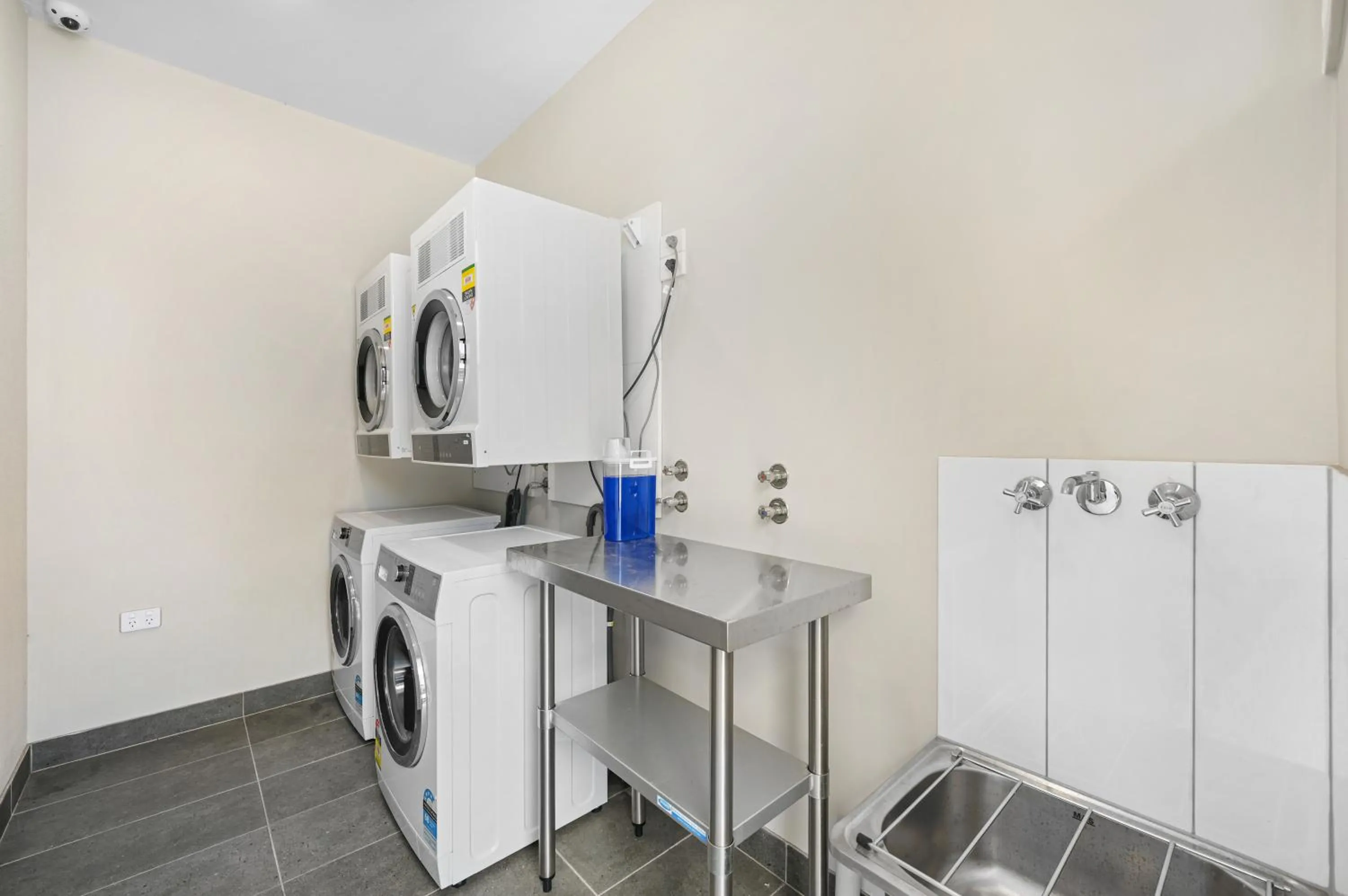 laundry in Avenue WEST Studio Units