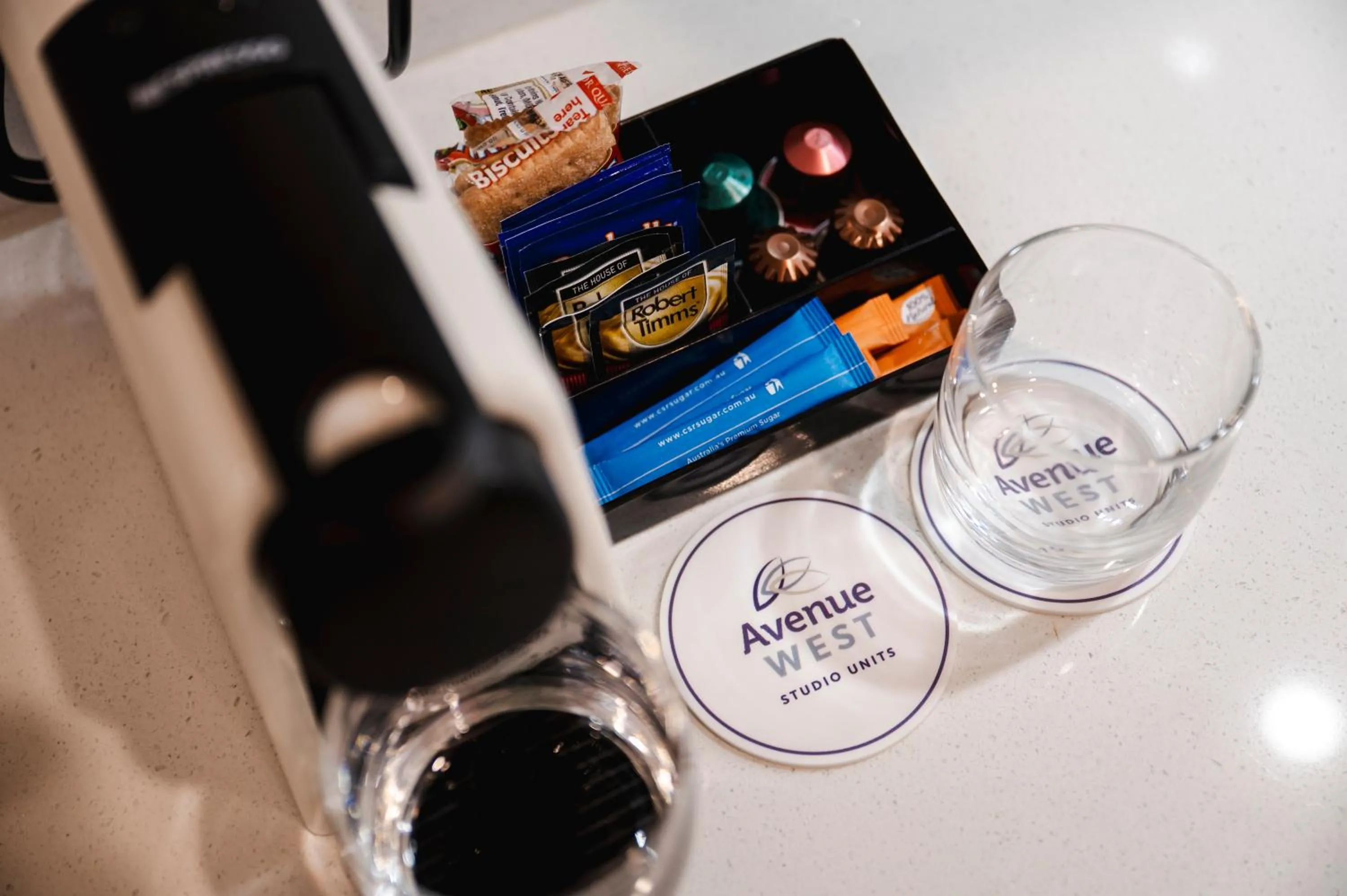 Food and drinks in Avenue WEST Studio Units