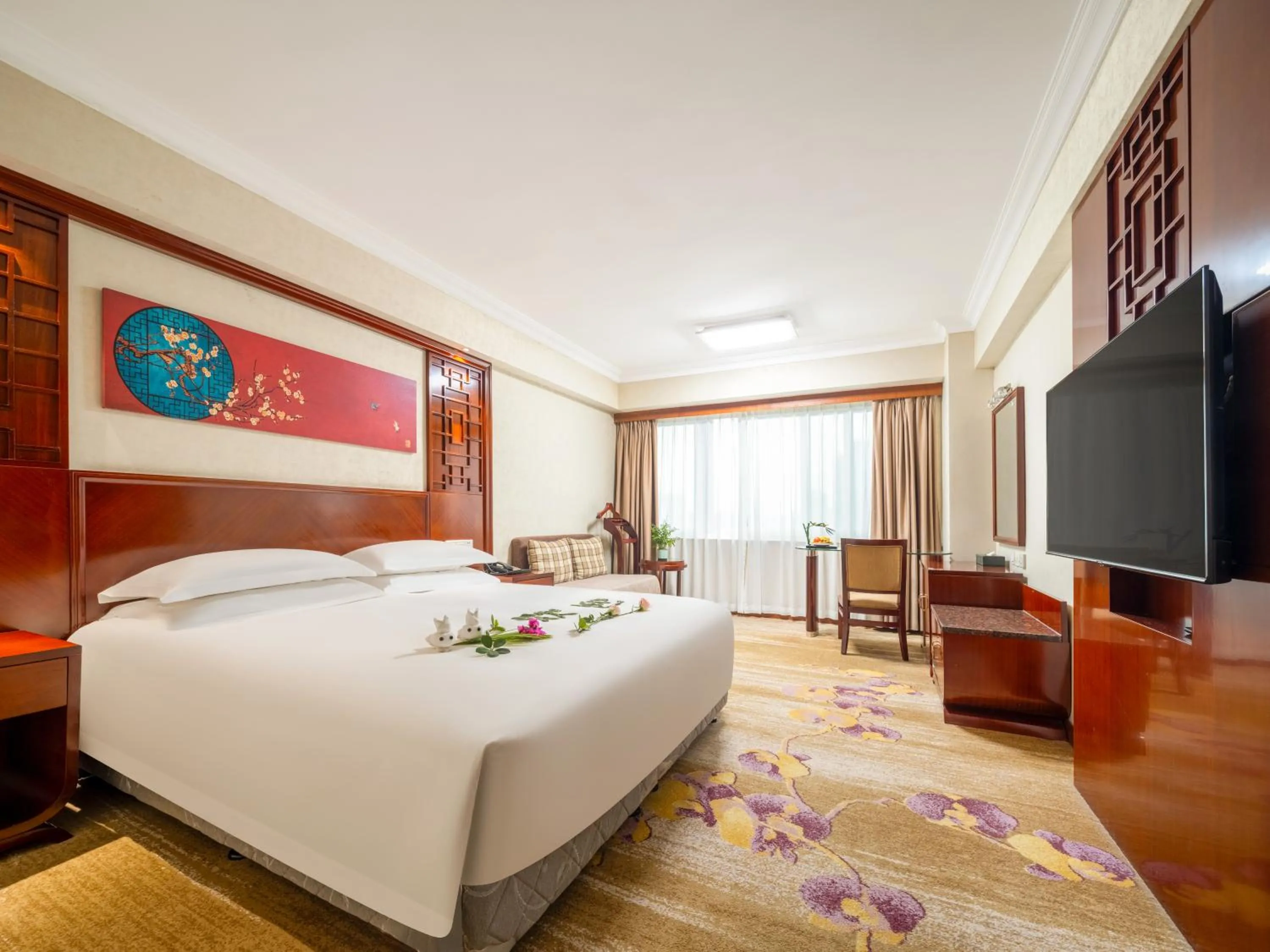 Bedroom, Bed in Guangzhou Hutian Hotel