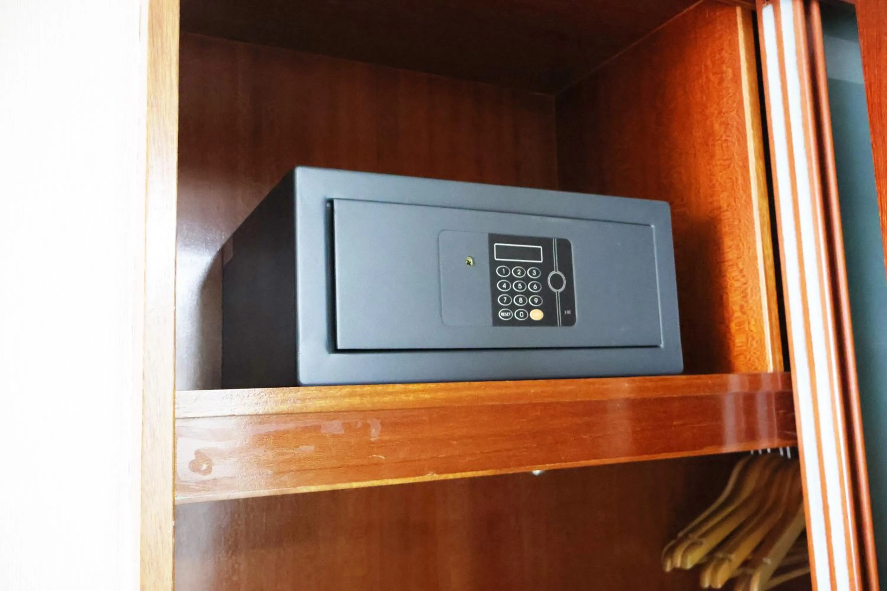 safe in Guangzhou Hutian Hotel