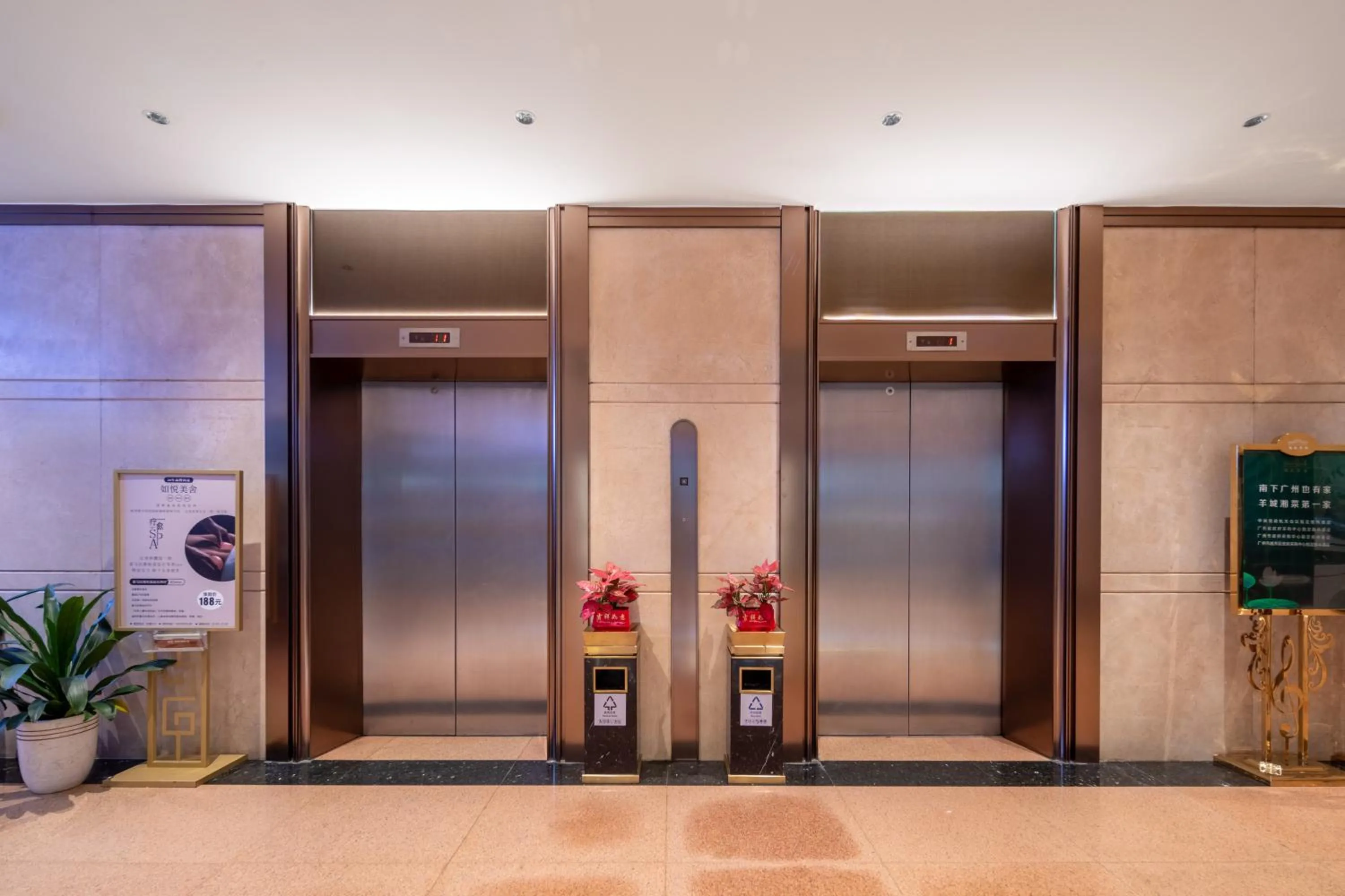 elevator in Guangzhou Hutian Hotel