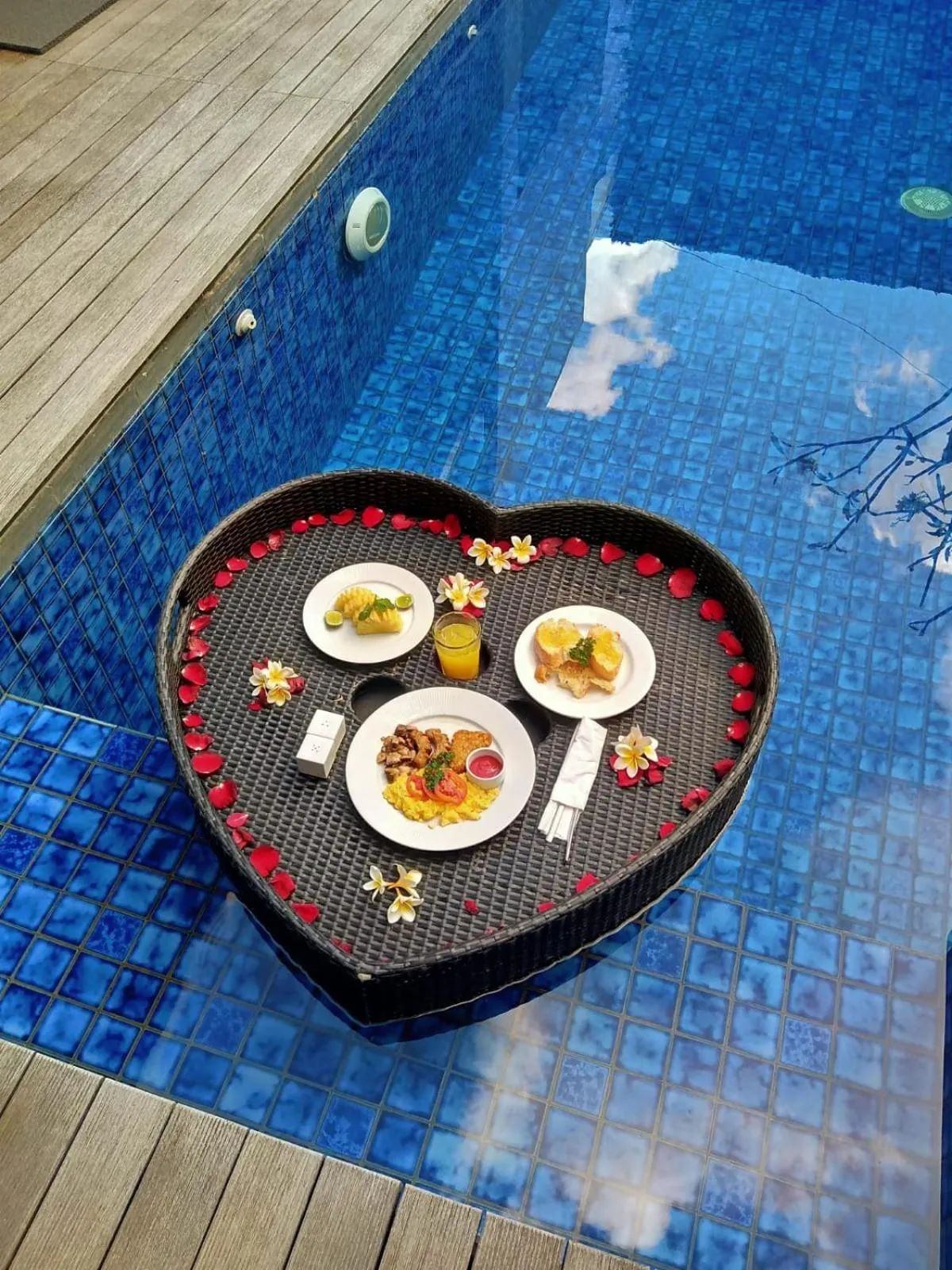 Swimming pool in Abia Villa Legian