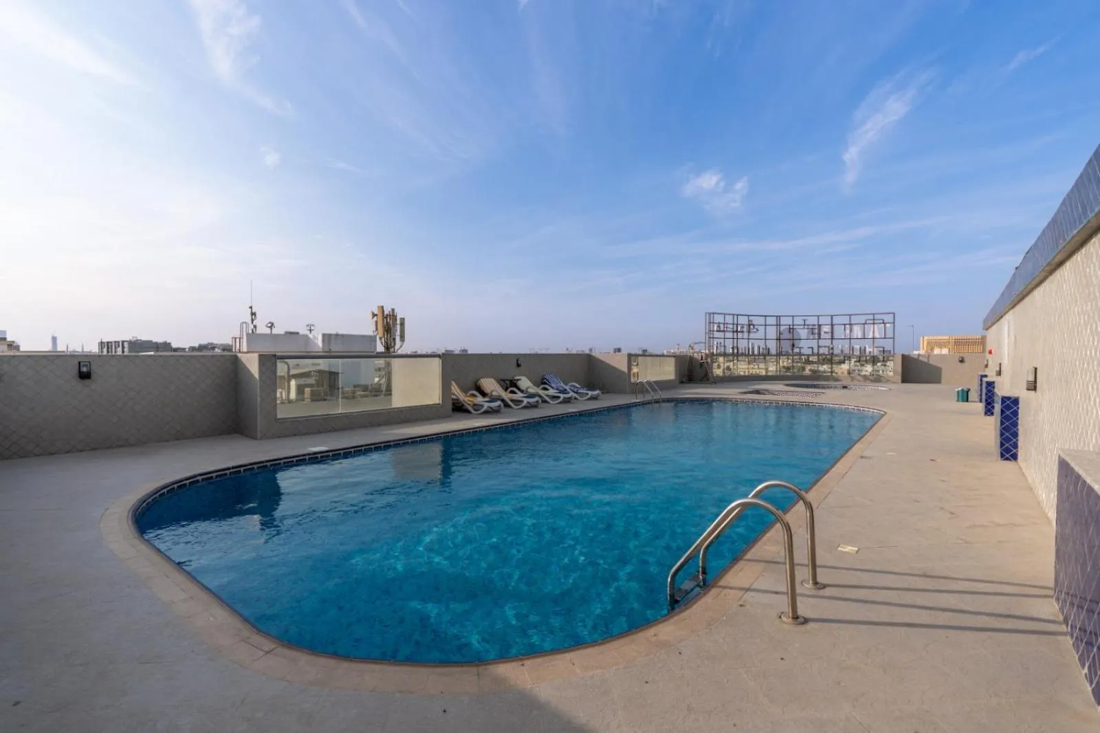 Pool view in Tamr Inn Hotel
