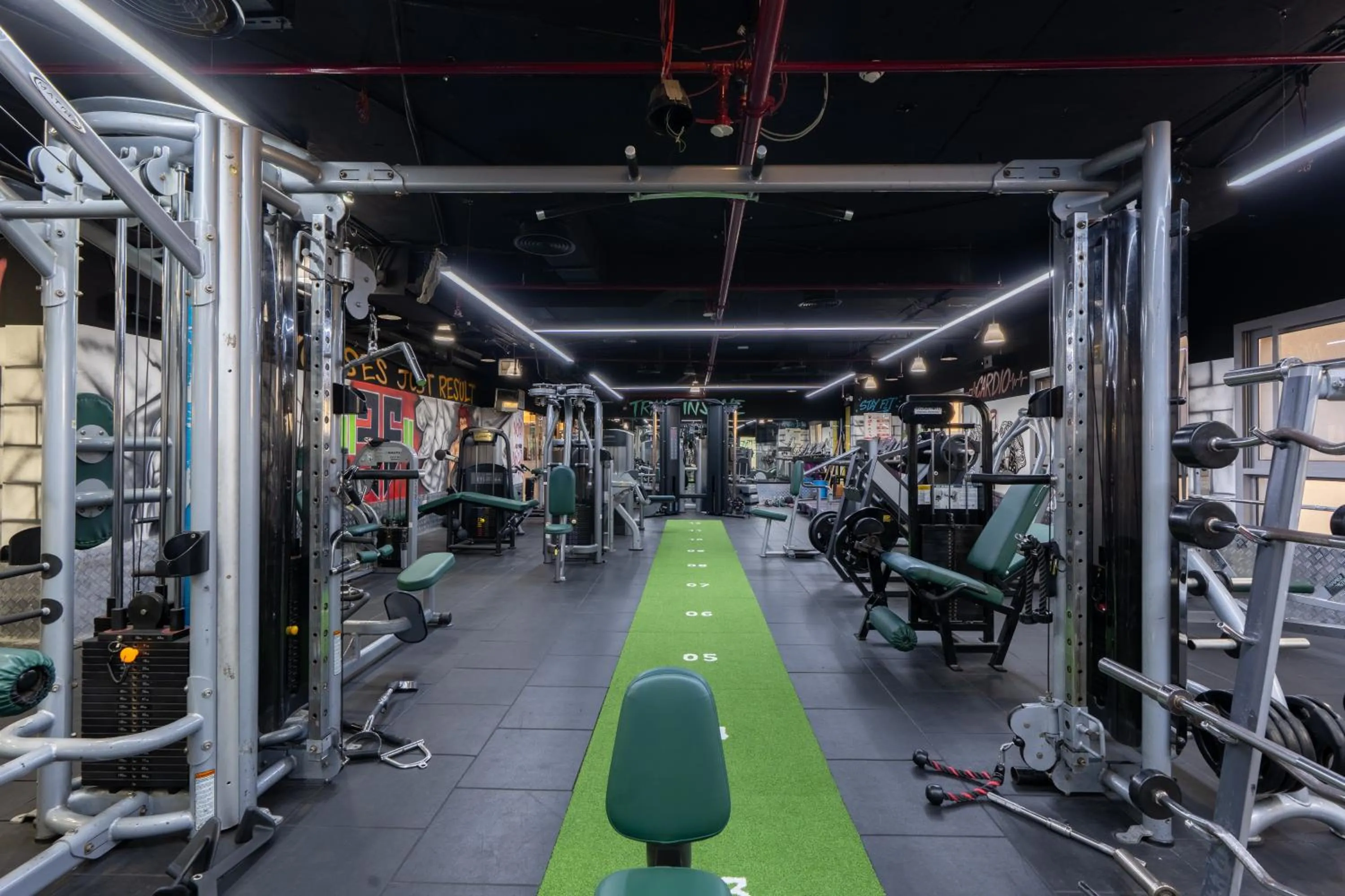 Fitness centre/facilities in Tamr Inn Hotel
