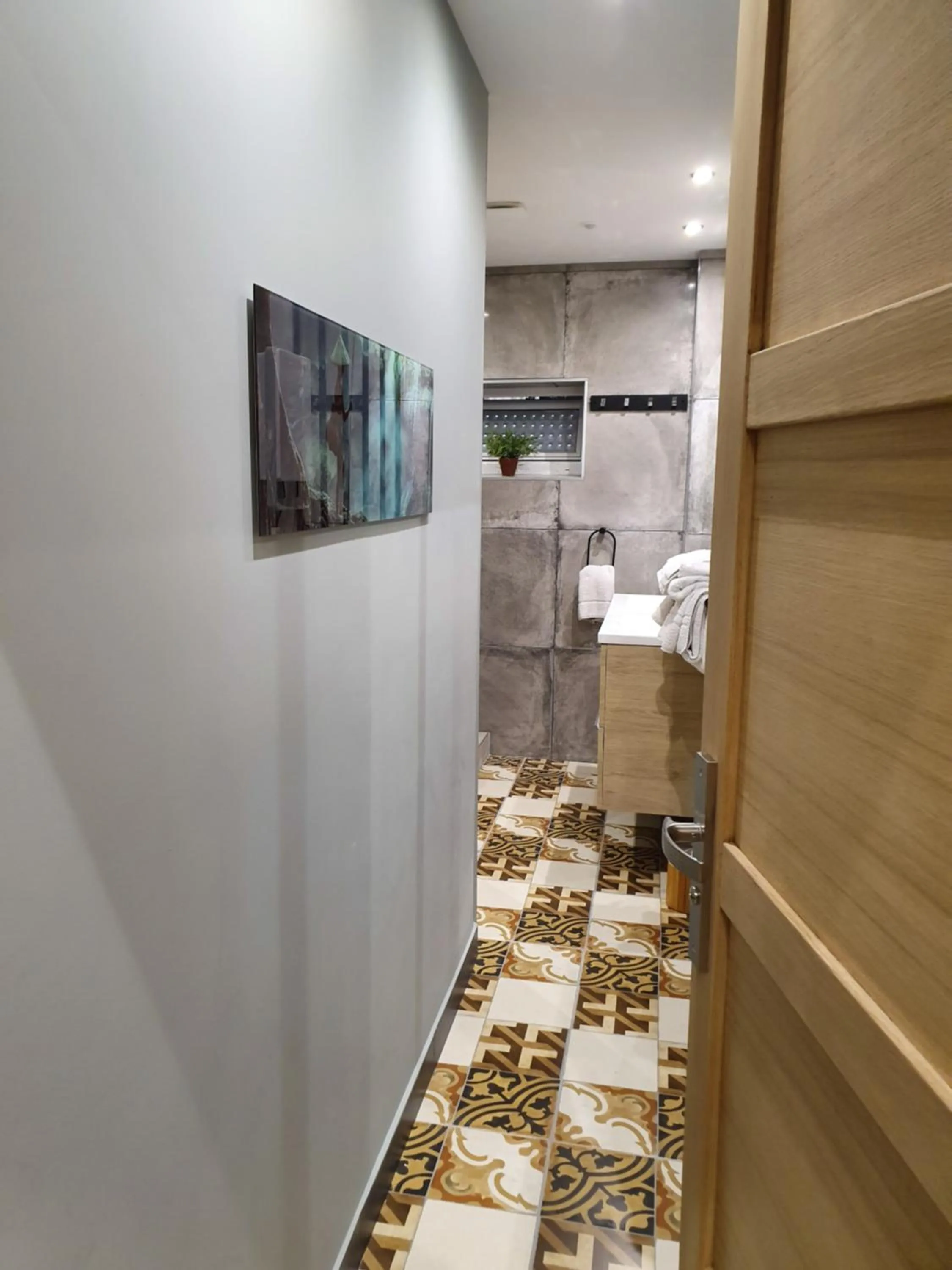 Bathroom in Hôtel Boquier, Avignon Centre