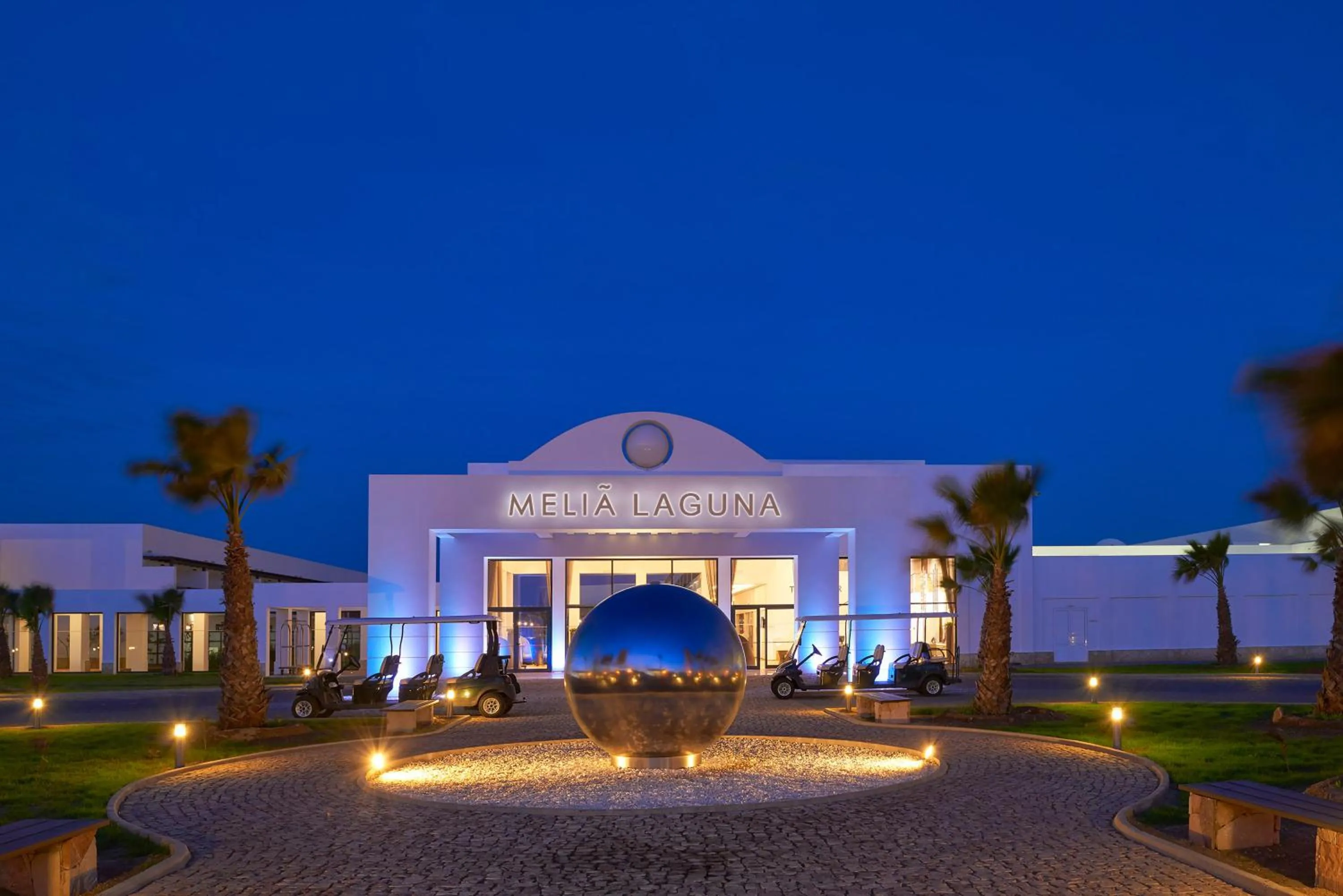 Property building in Meliá Laguna Beach