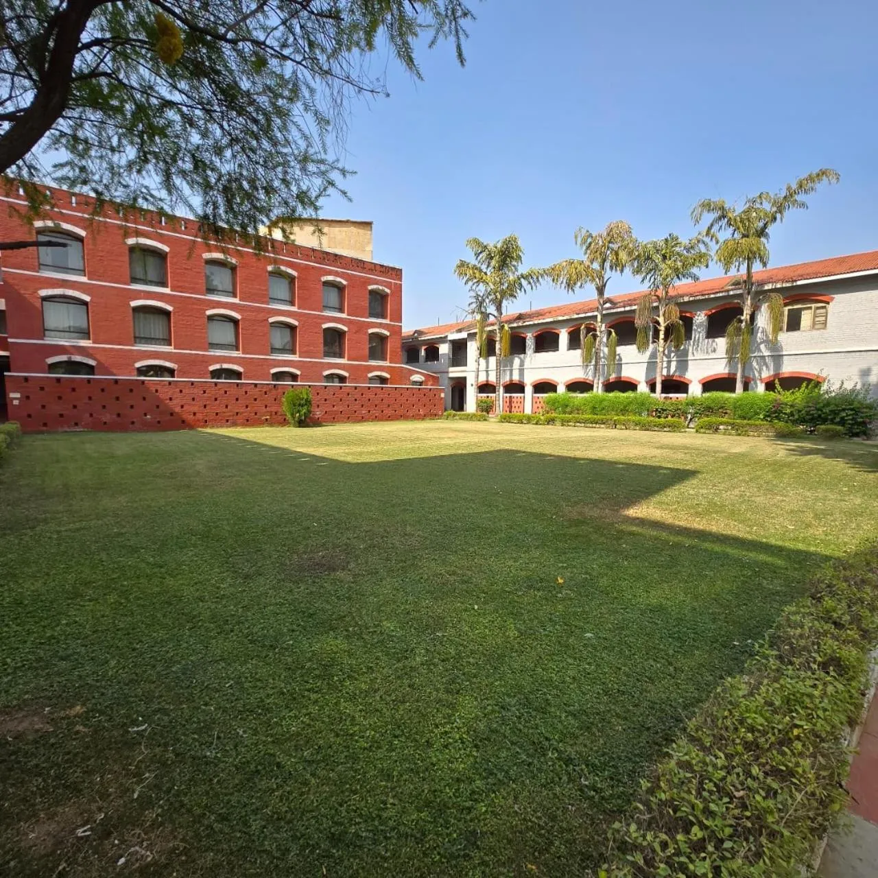 The Sky Imperial, Gandhinagar