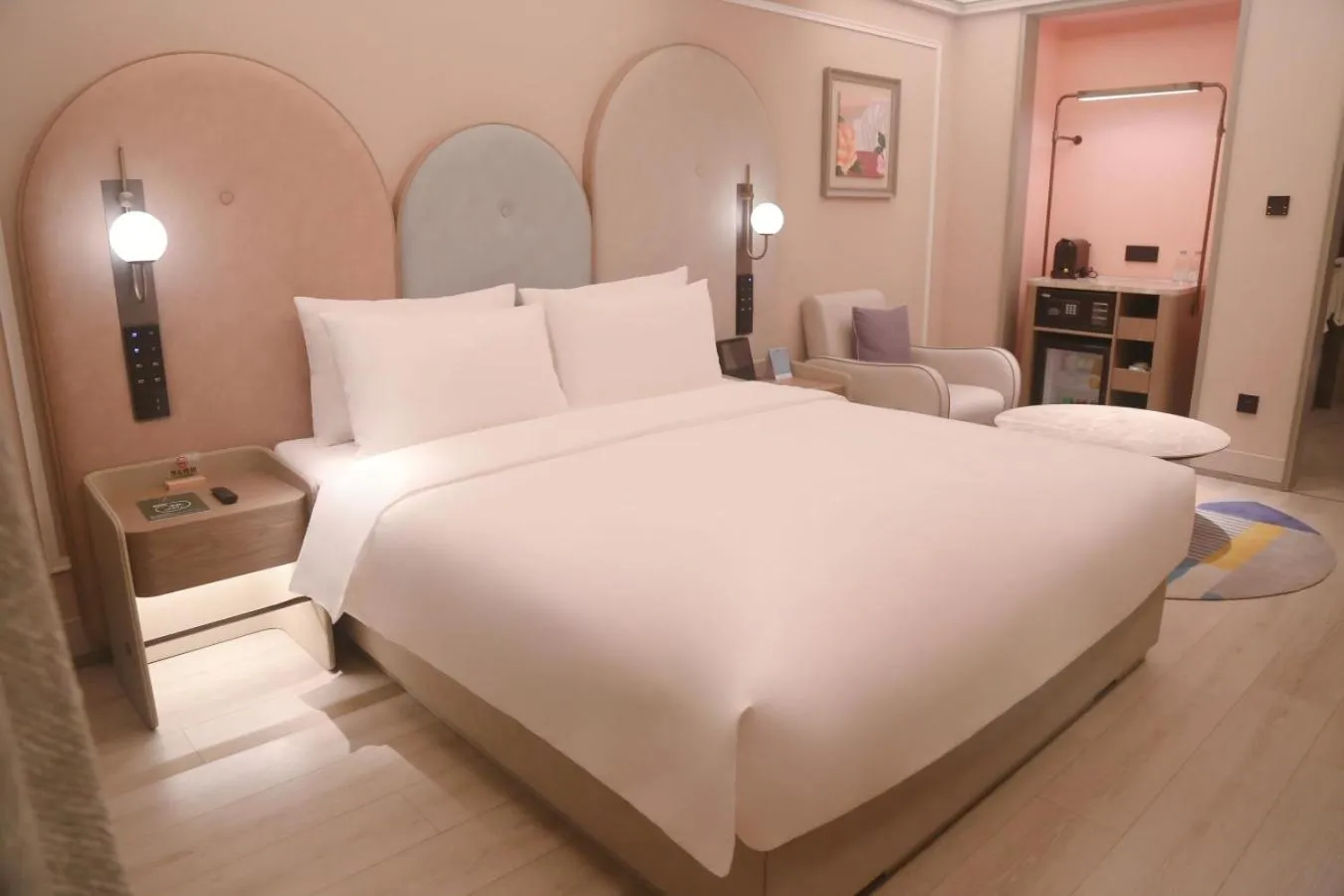 Bed in Mercure Beijing Anzhen Olympic Center