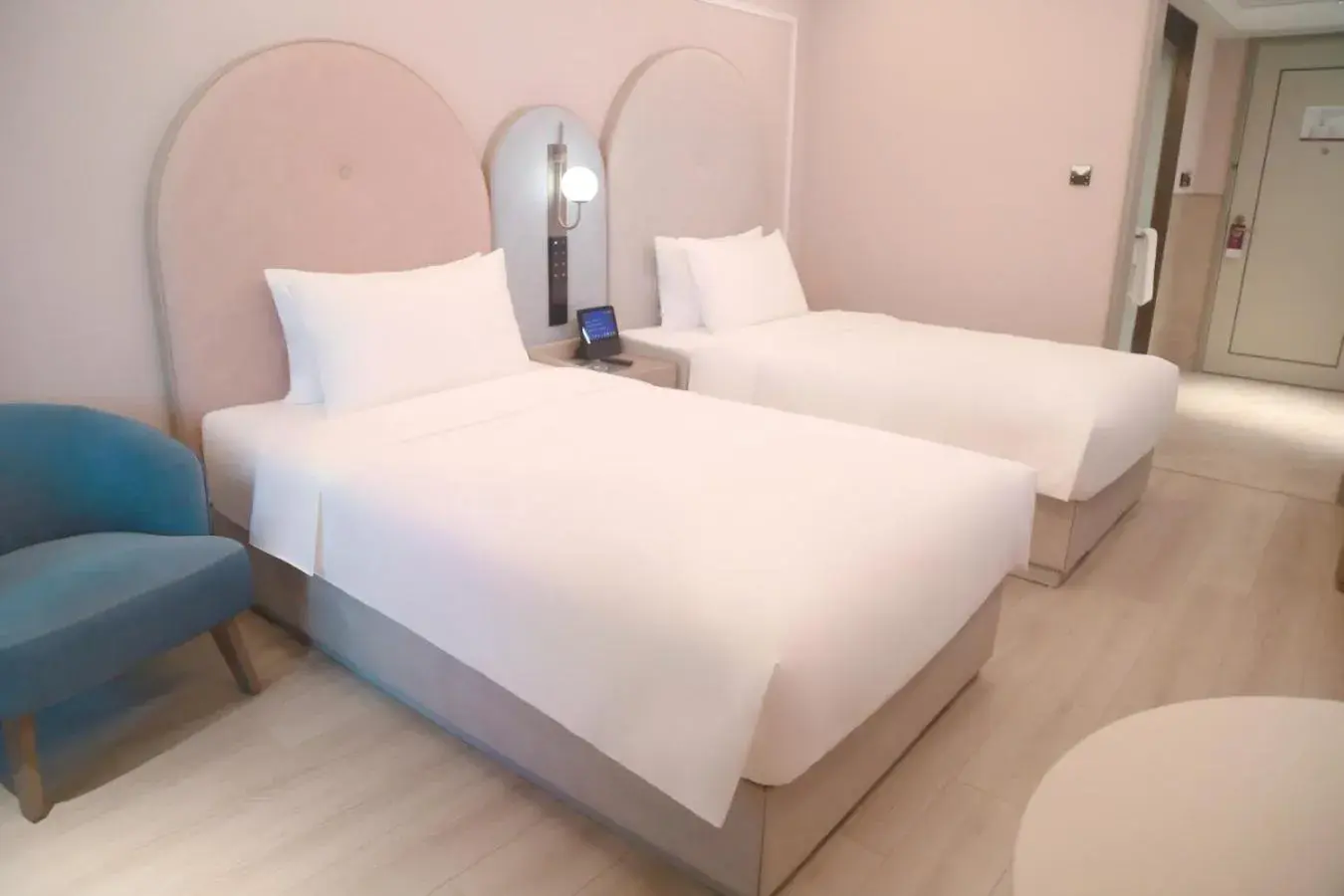 Superior Twin Room in Mercure Beijing Anzhen Olympic Center Superior Twin Room in Mercure Beijing Anzhen Olympic Center