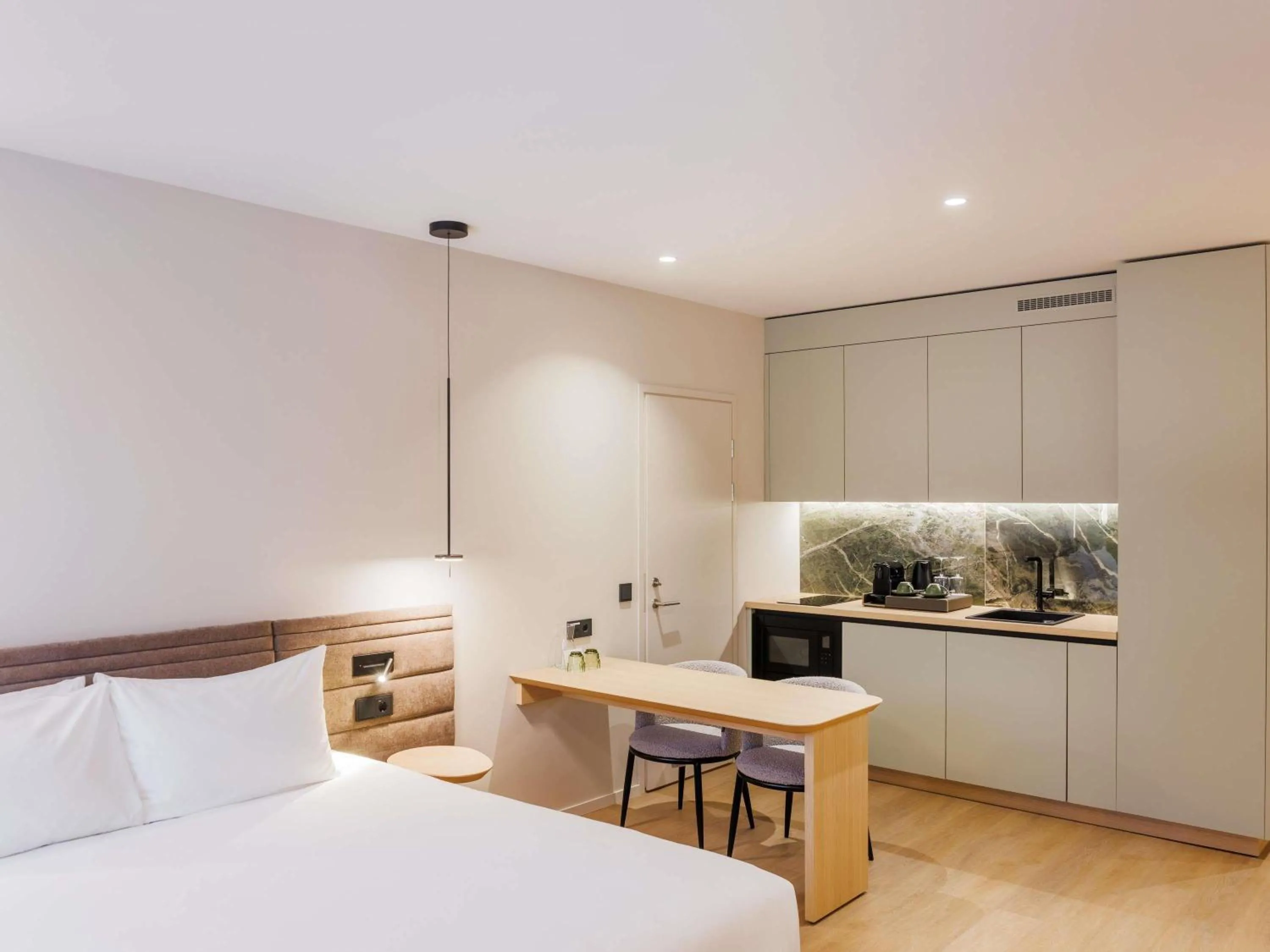 Bedroom, Bed in Novotel Tallinn