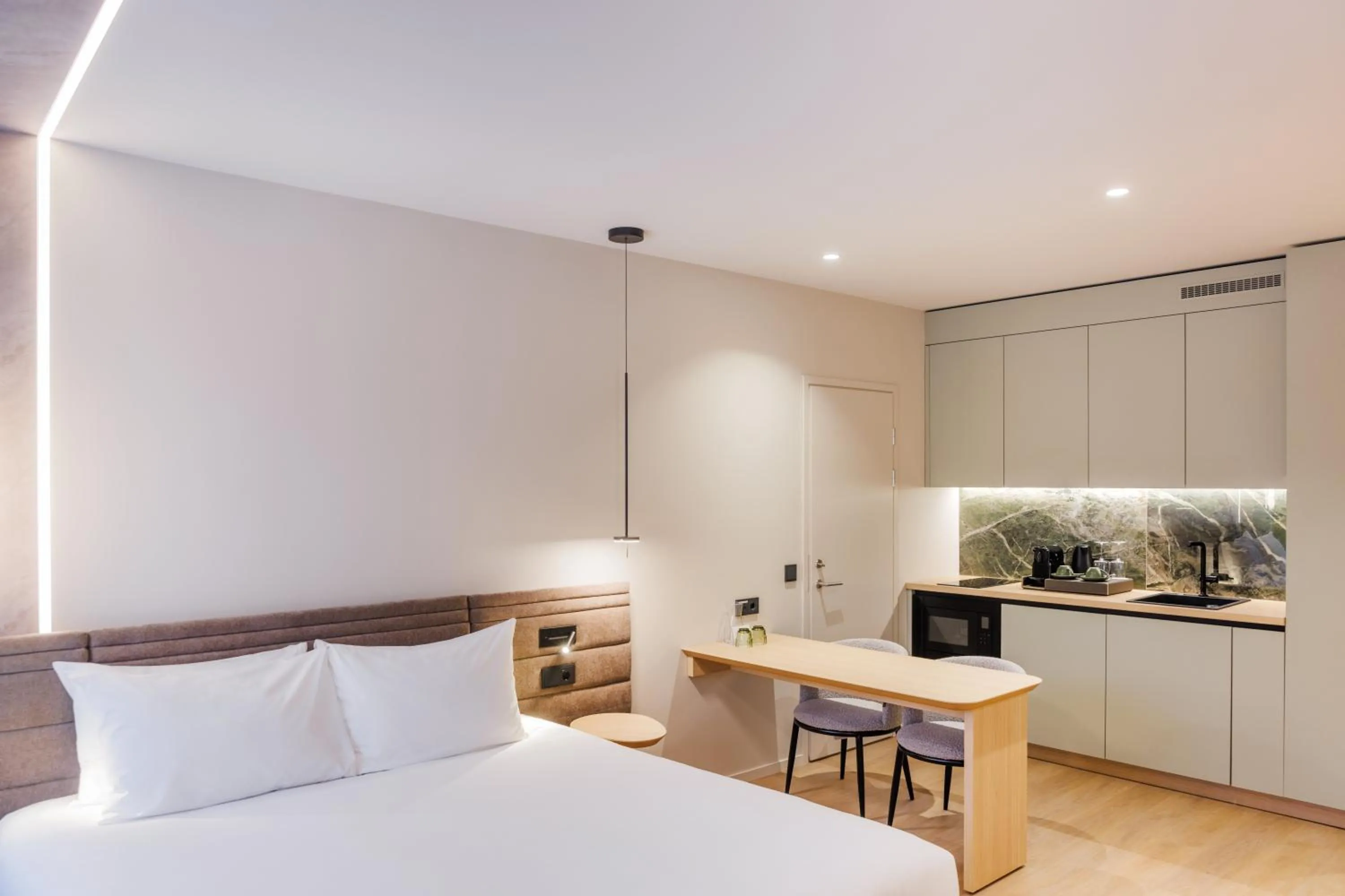 Bed in Novotel Tallinn