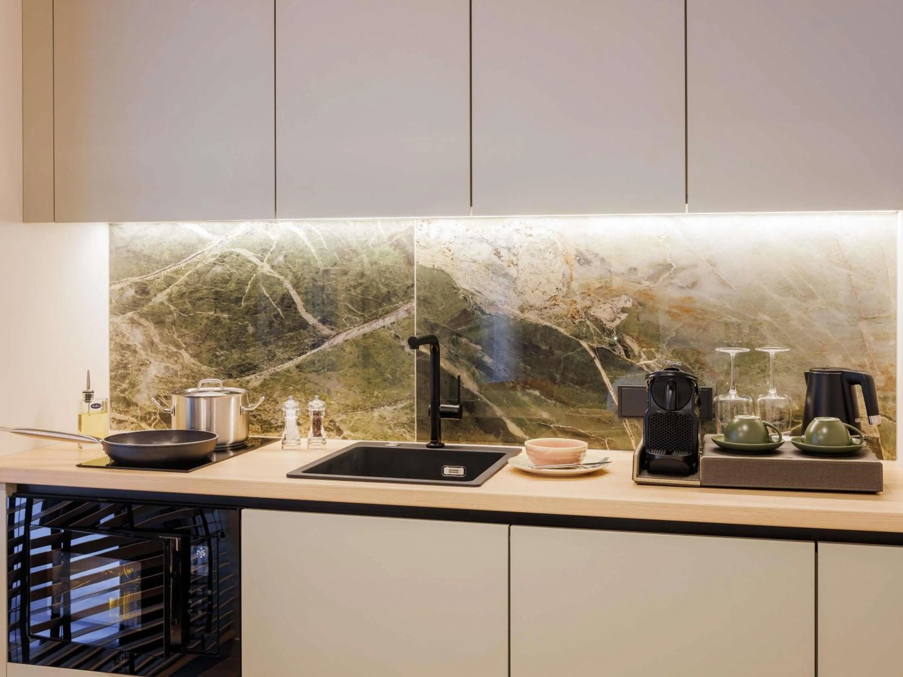 Bedroom in Novotel Tallinn