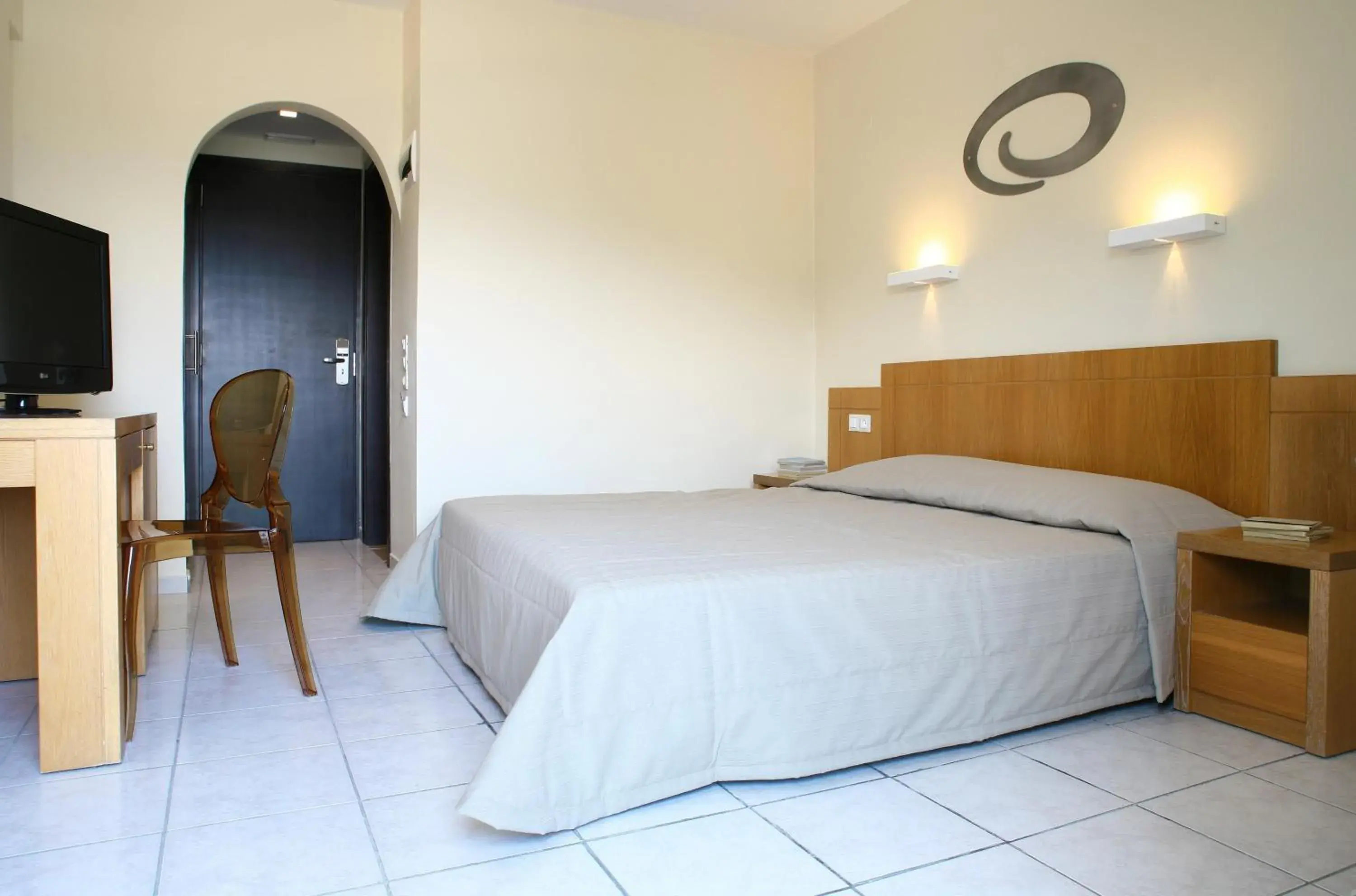 Photo of the whole room, Bed in Golden Beach Photo of the whole room, Bed in Golden Beach