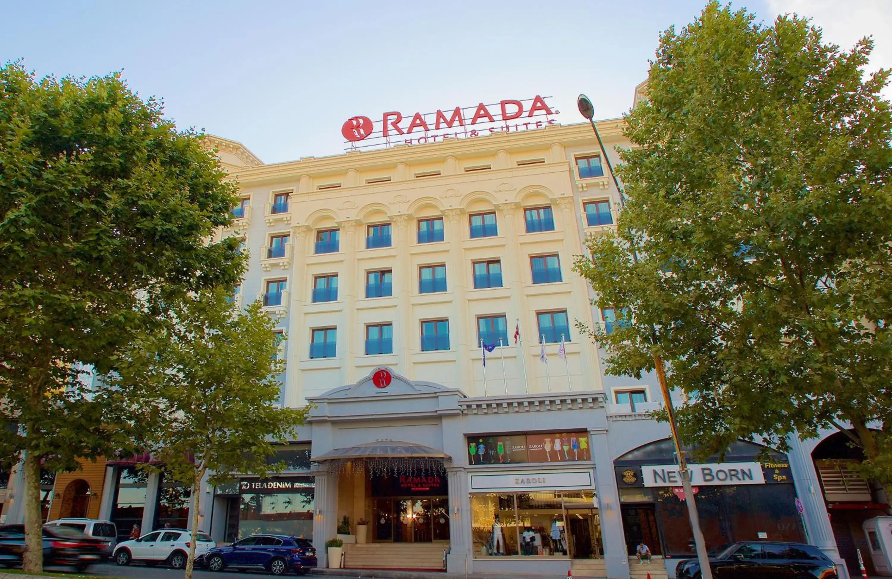 Property building in Ramada by Wyndham Istanbul Merter Property building in Ramada by Wyndham Istanbul Merter