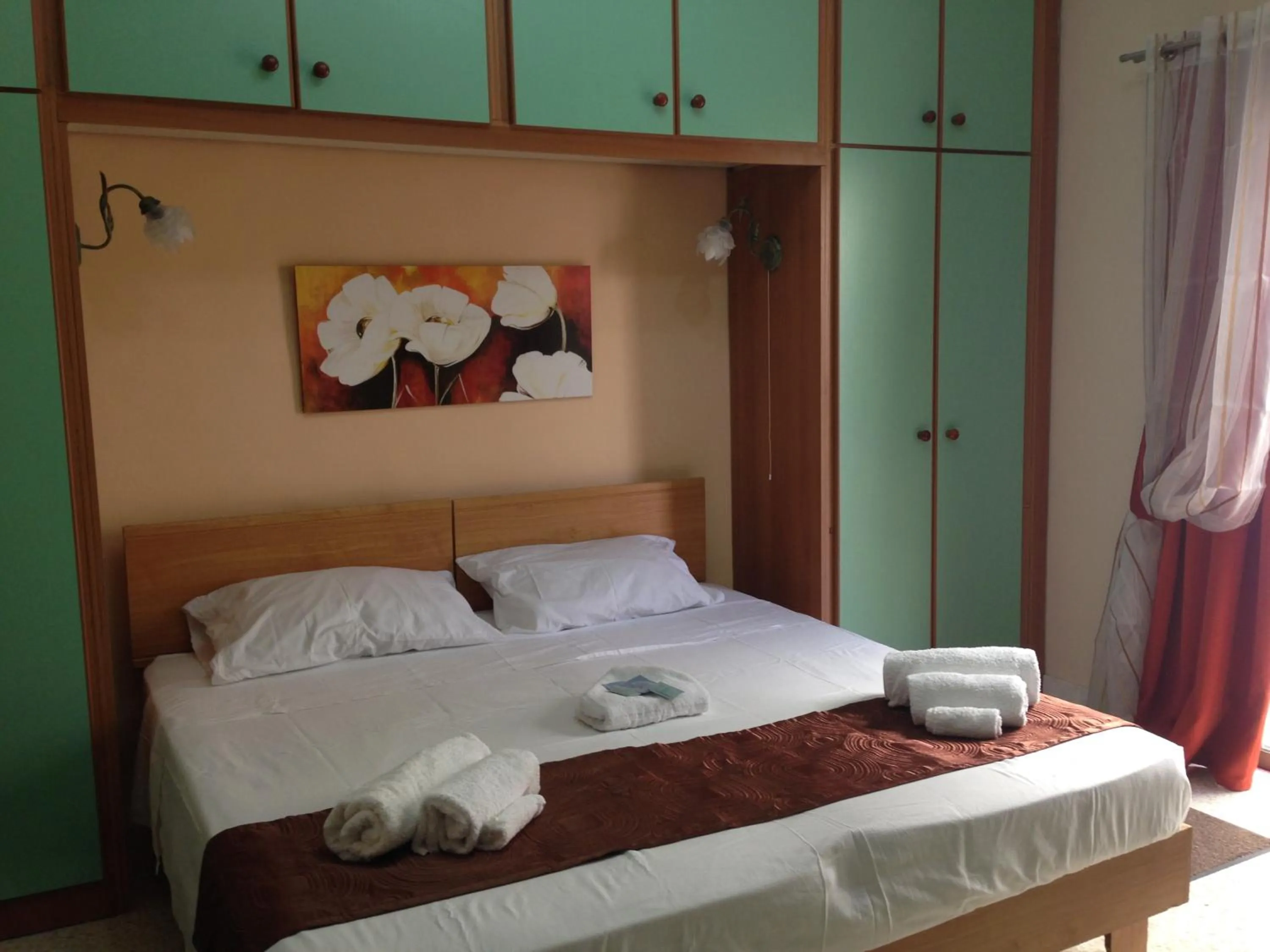 Standard Twin Room with Shared Bathroom in Dambrogio