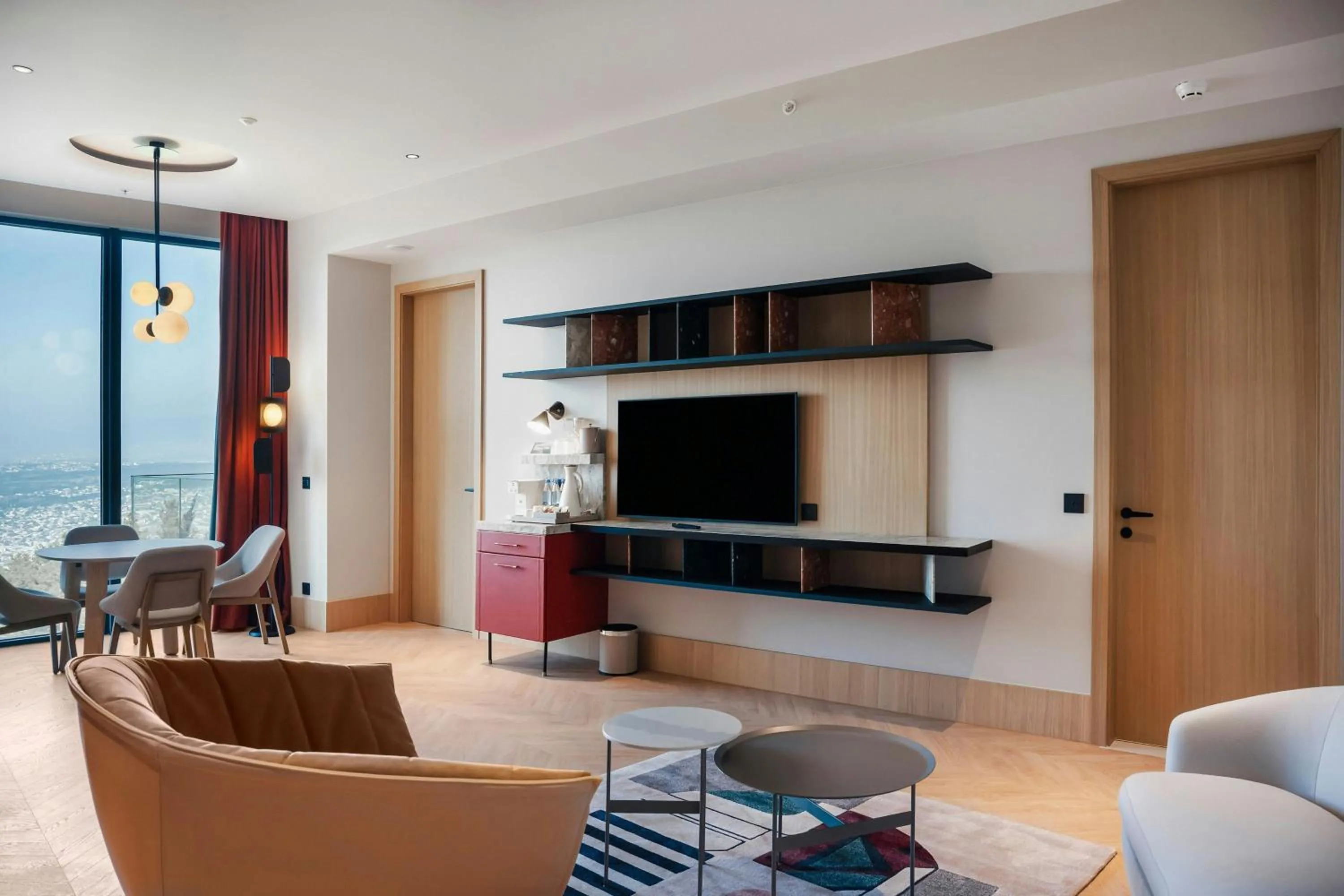 Lounge or bar in Paragraph Golf & Spa Tabori, Autograph Collection