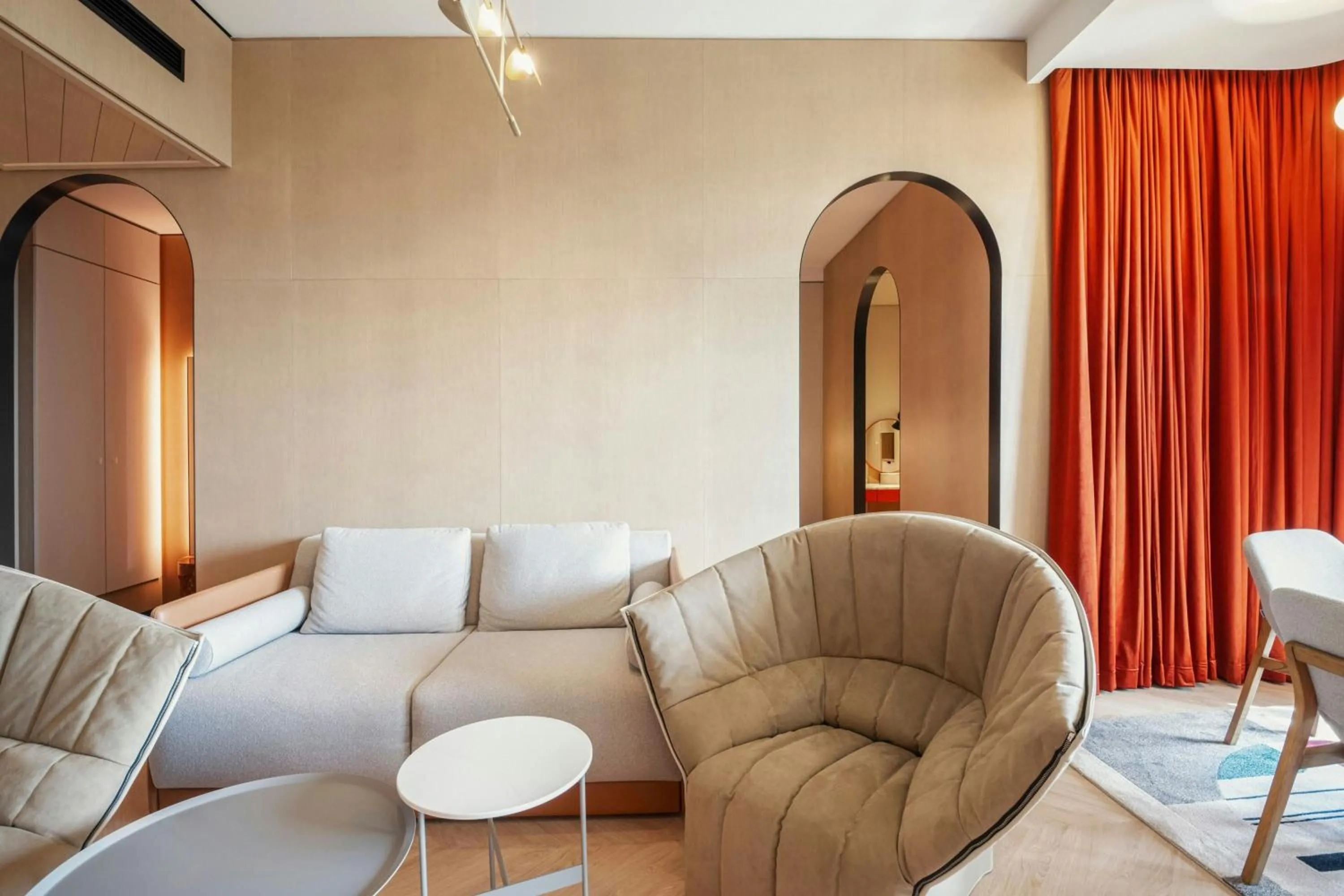 Living room in Paragraph Golf & Spa Tabori, Autograph Collection